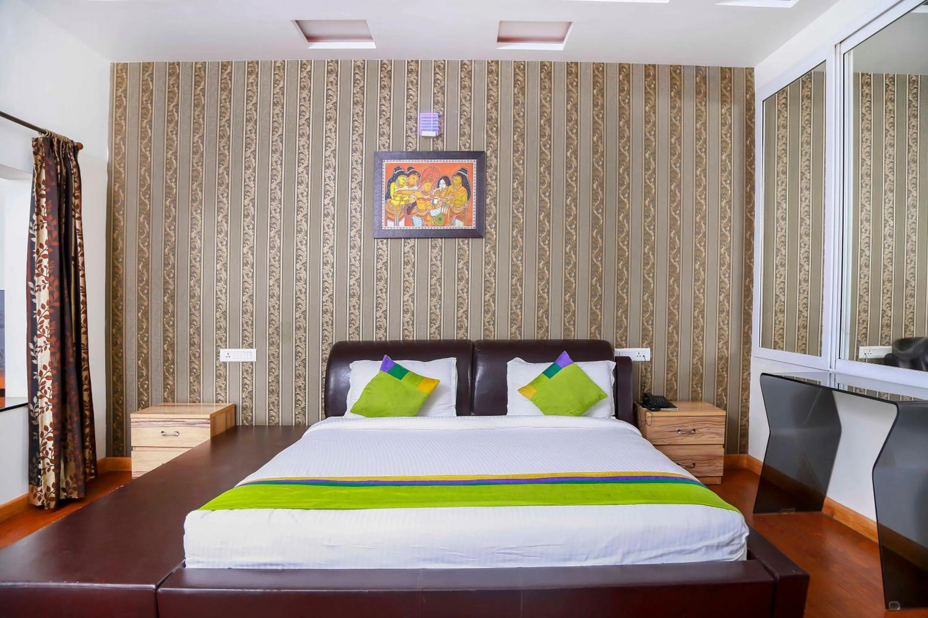 Bedroom, Bed in Yantra Resort, Ooty