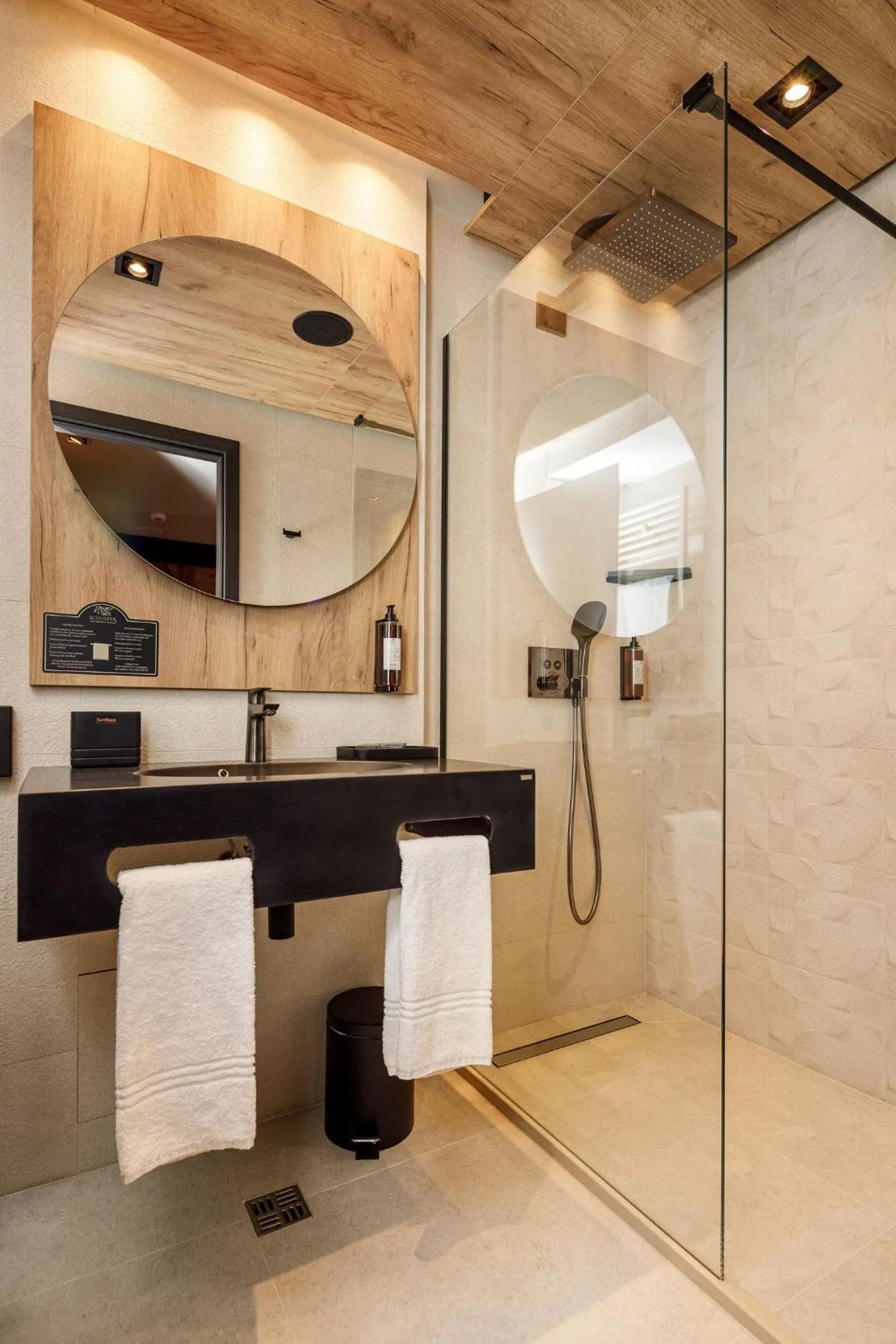 Bathroom in SCHUSTER Boarding House