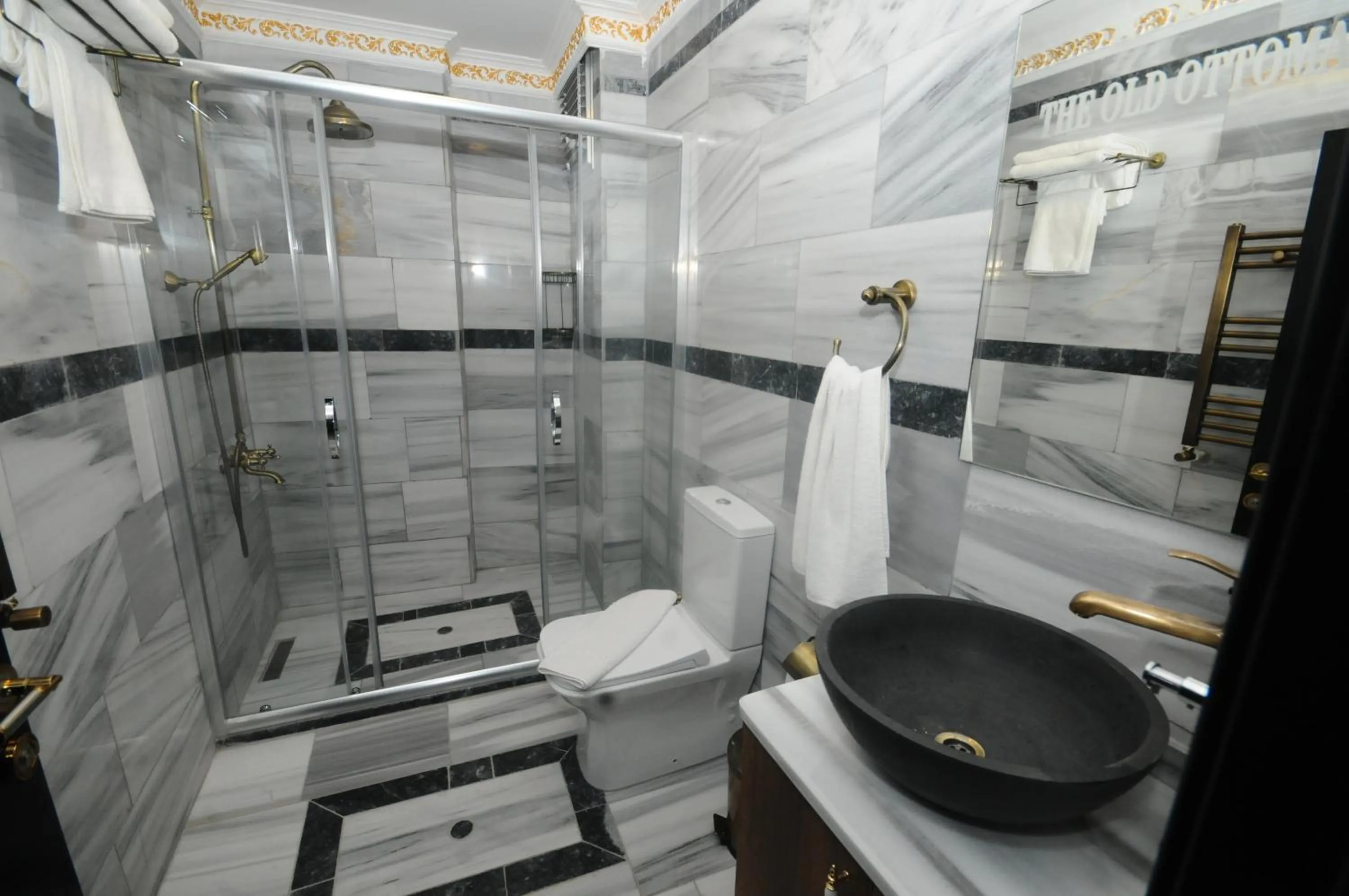 Bathroom in The Old Ottoman Castle