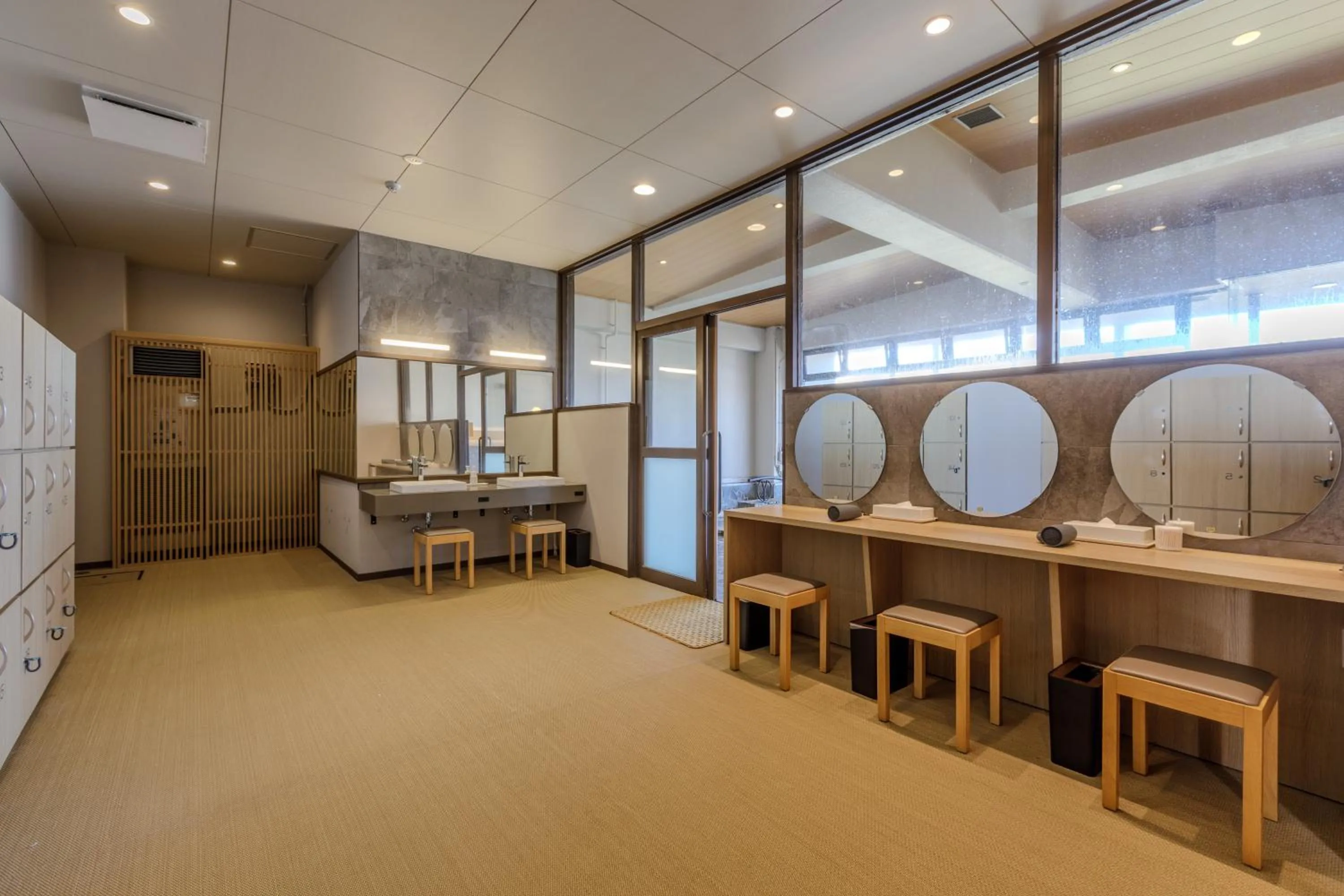 Hot Spring Bath in Hotel New Tsuruta