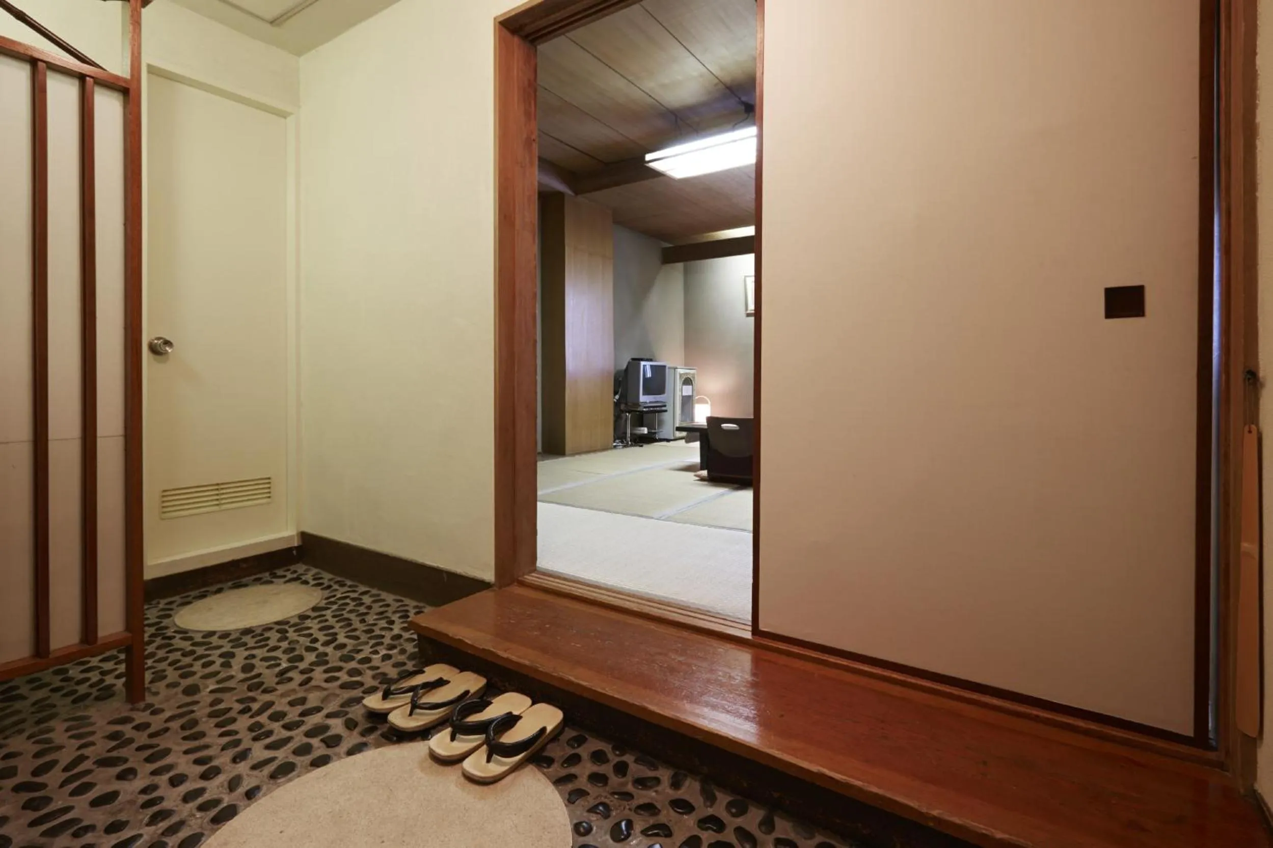 Area and facilities, Bed in Hotel New Tsuruta