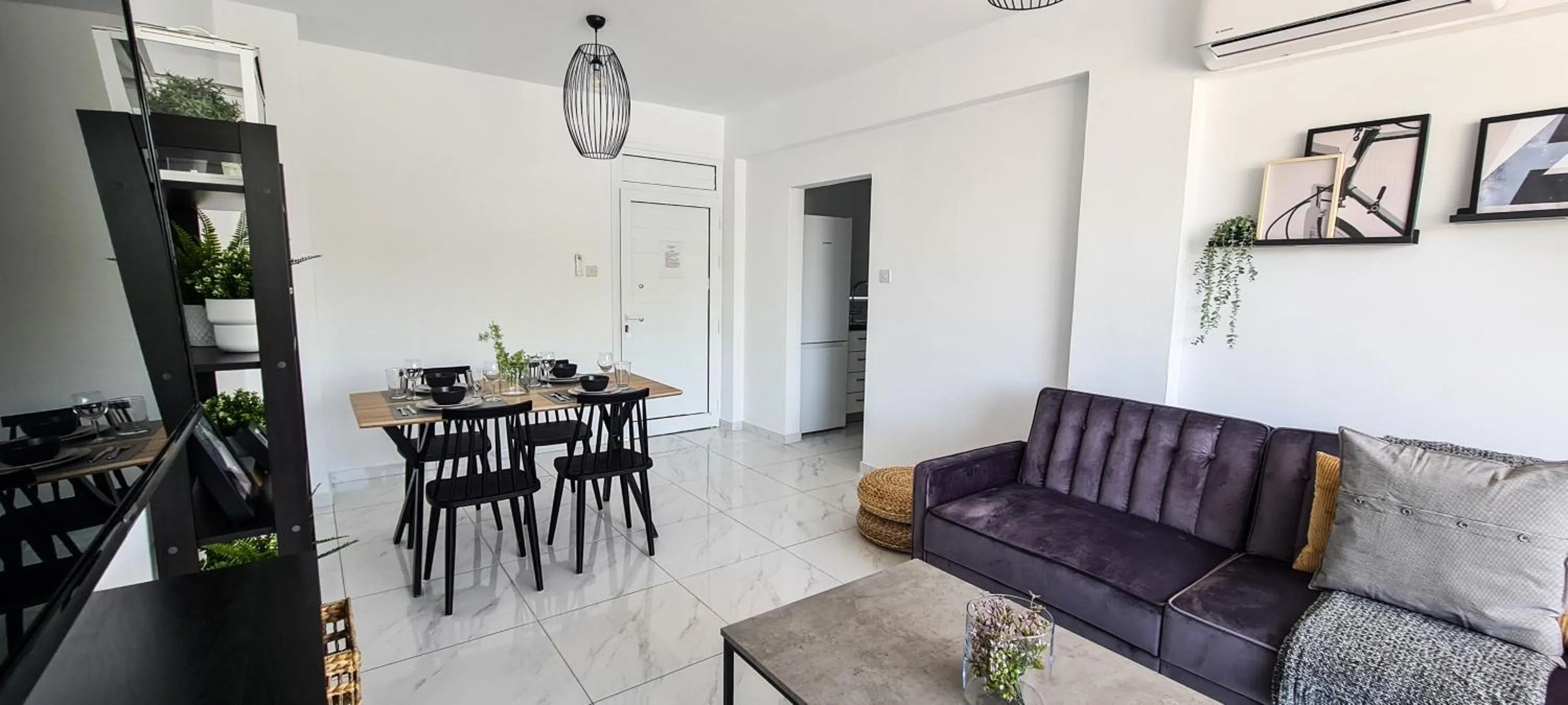 Seating area in Phaedrus Living - Seaside Executive Flat Harbour 206