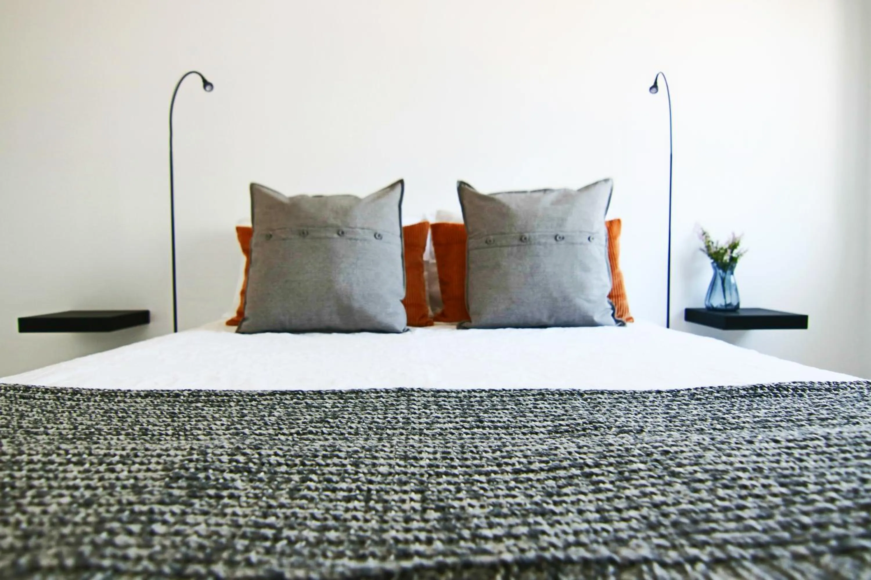 Bed in Phaedrus Living - Seaside Executive Flat Harbour 206