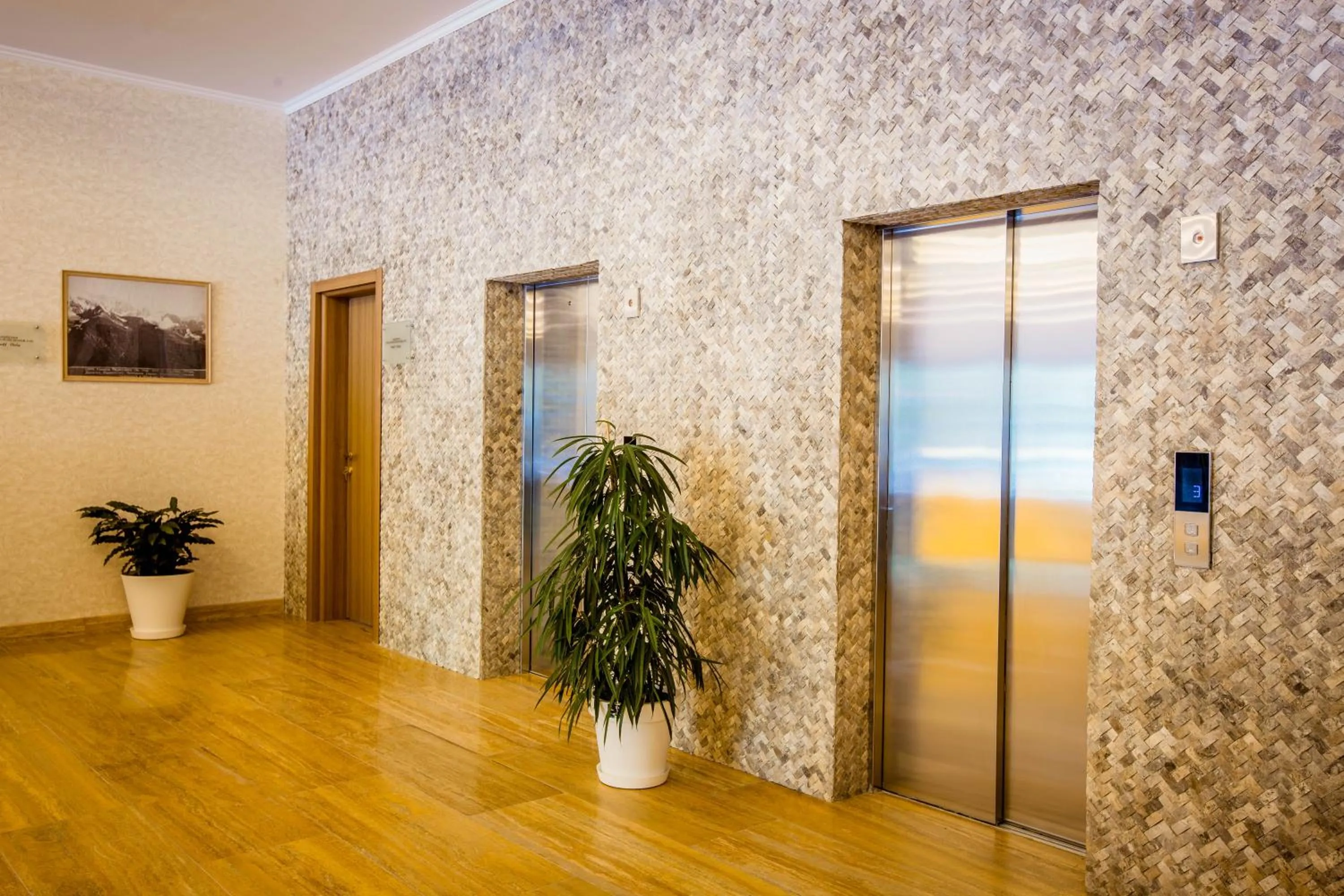 Lobby or reception in Gistola Hotel Mestia