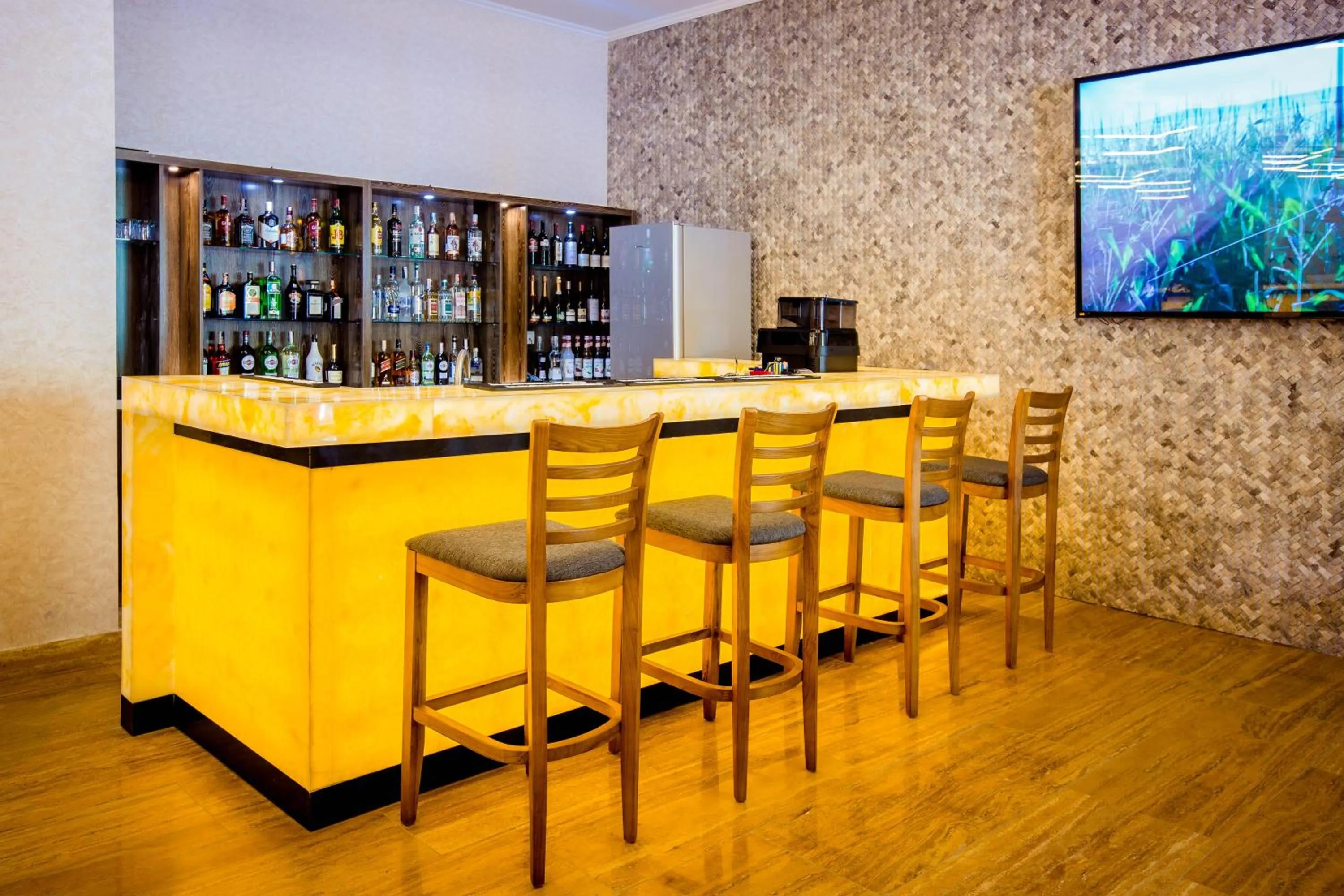 Lounge or bar in Gistola Hotel Mestia