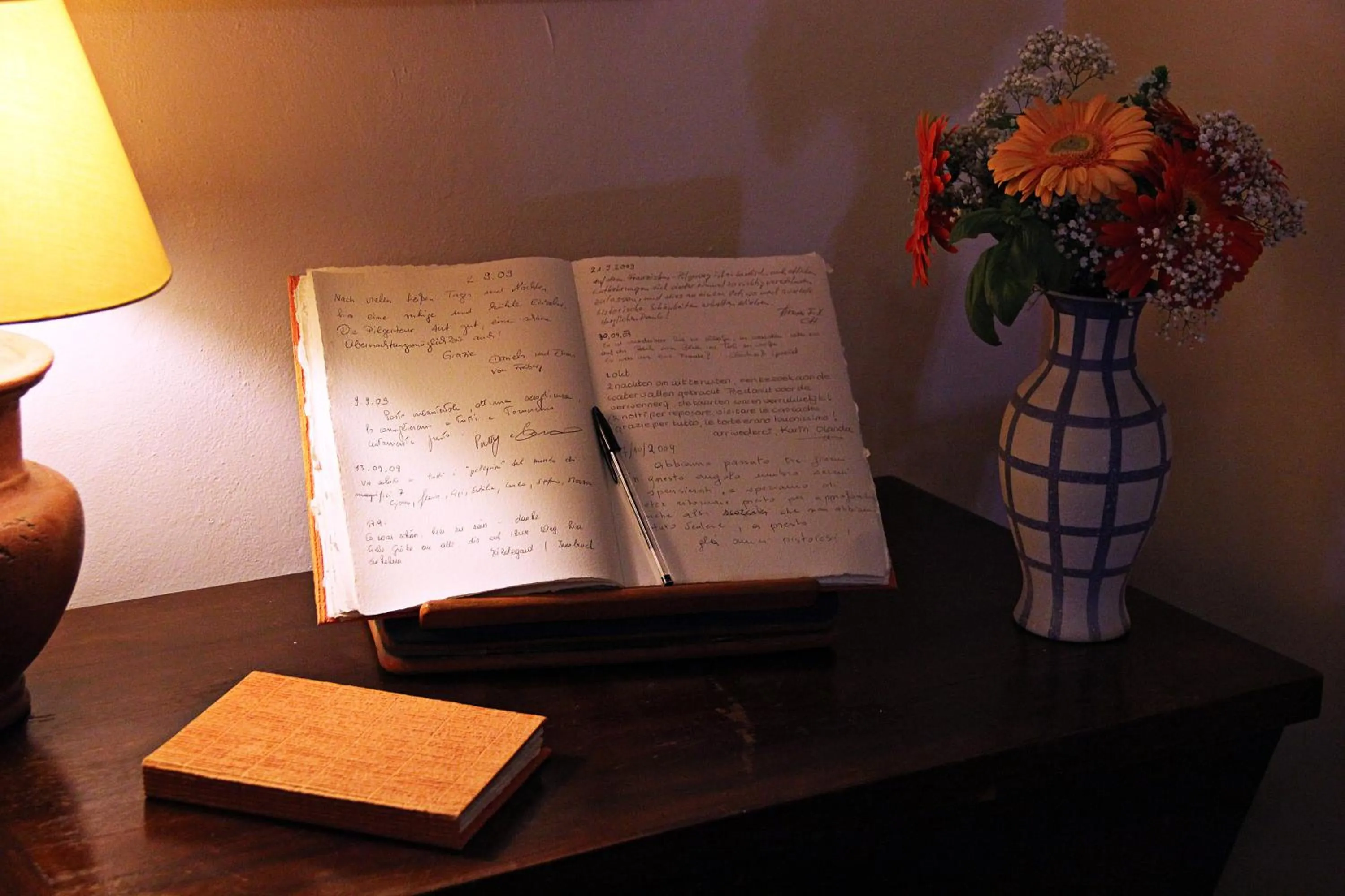 Communal lounge/ TV room in Porta Del Tempo