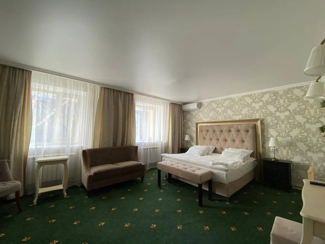 Bedroom, Bed in Skif HOTEL & SPA