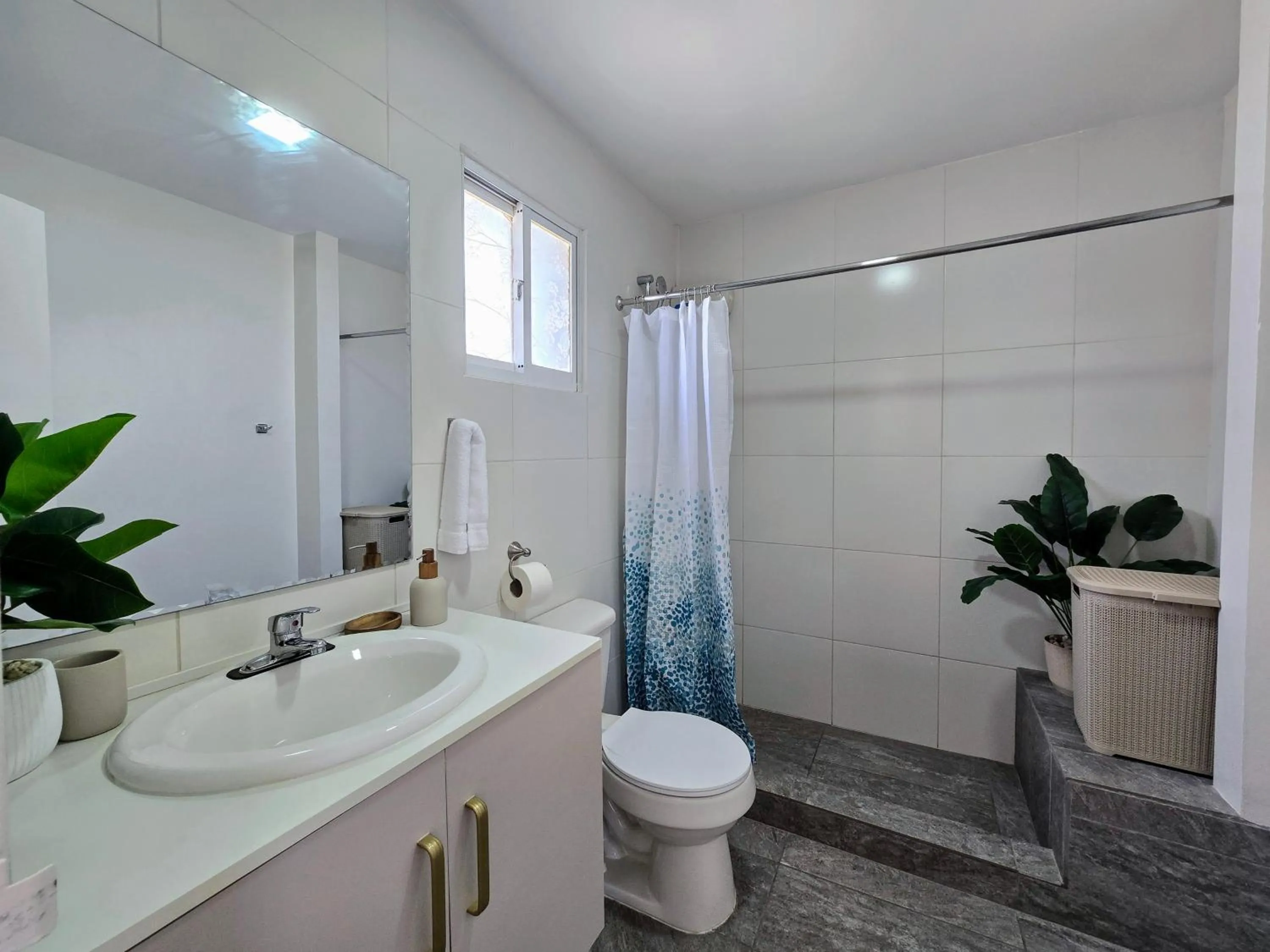Bathroom in Rooi Santo Residence