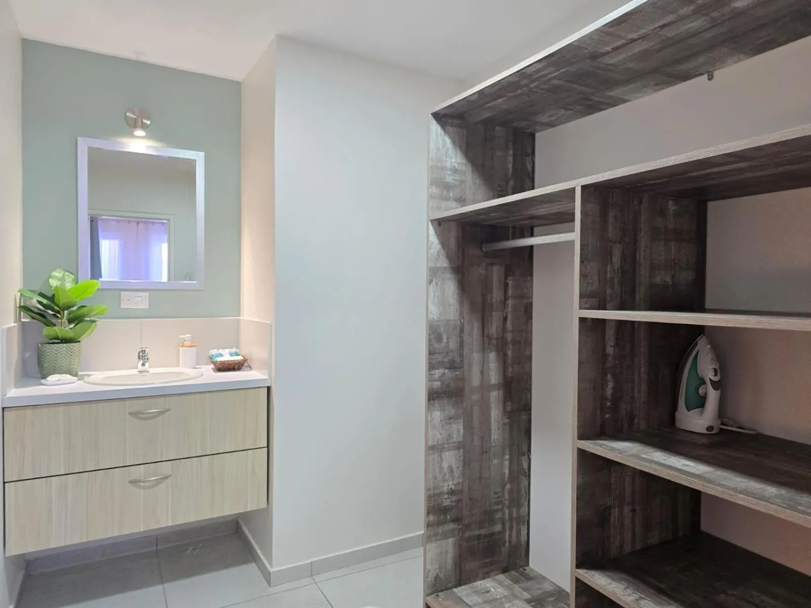 Bathroom in Rooi Santo Residence
