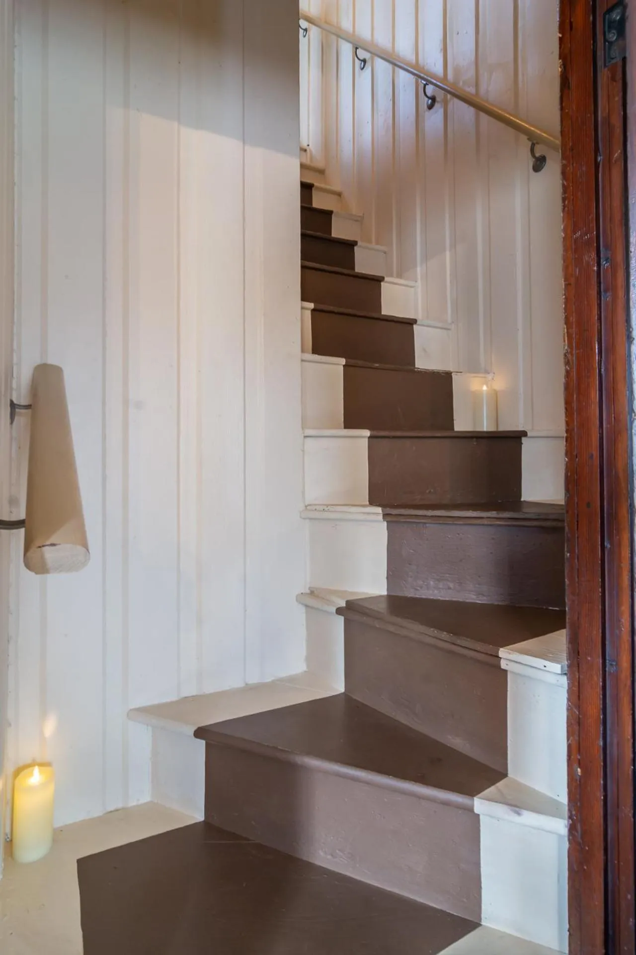 Property building in HISTORICAL JOHN RAST HOUSE circa 1875