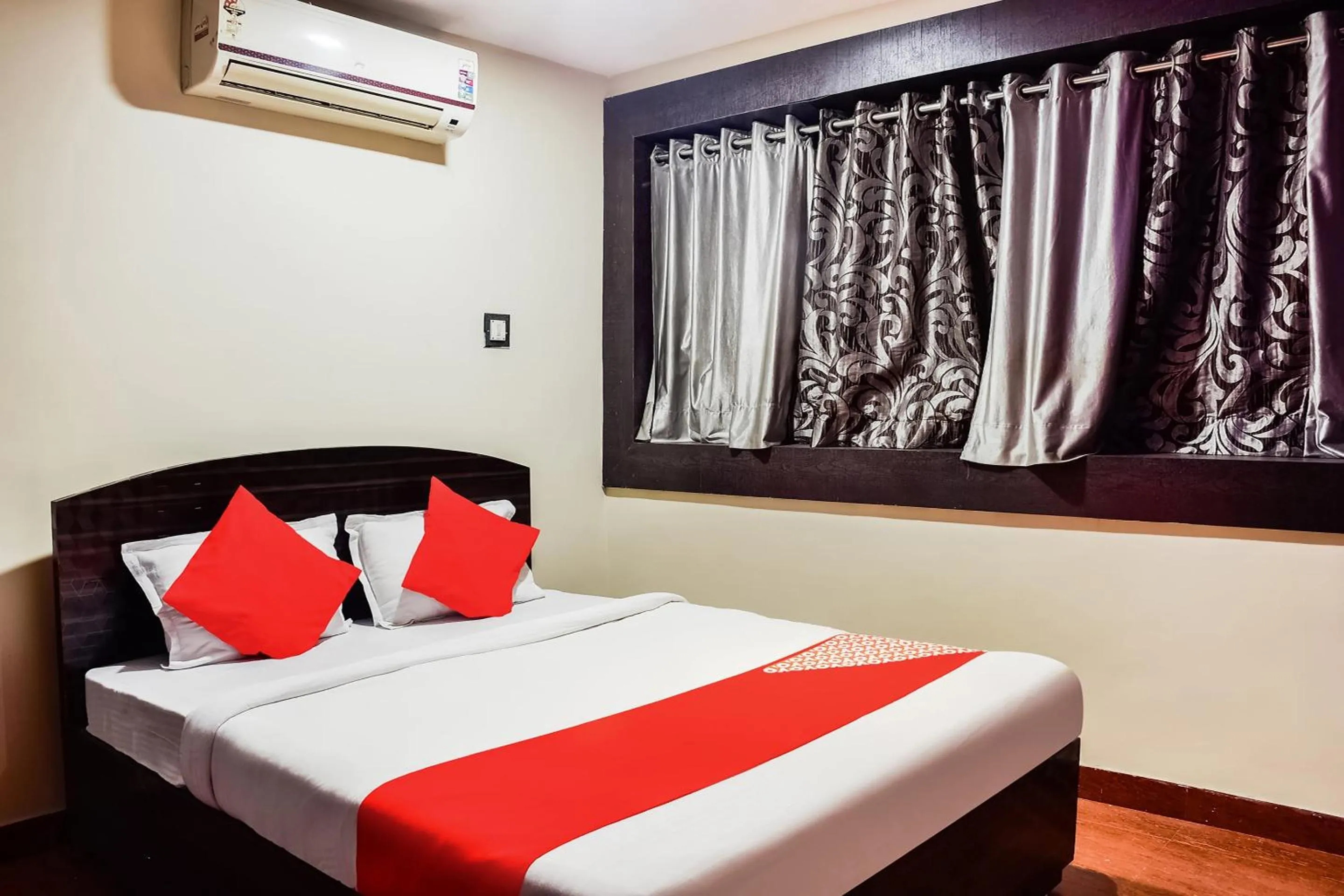 Bedroom, Bed in Hotel O Flagship Hotel Pragya 2