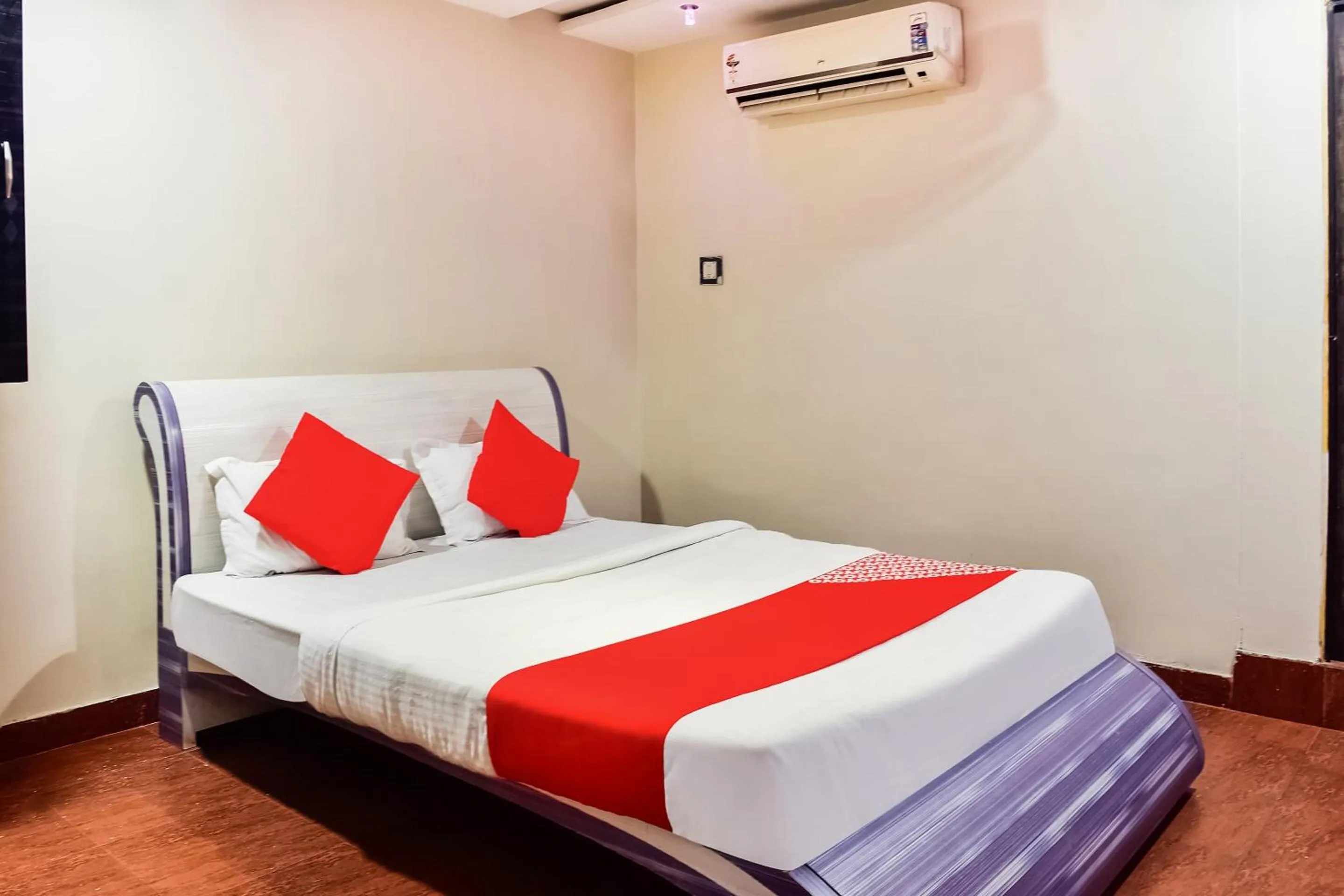 Bedroom, Bed in Hotel O Flagship Hotel Pragya 2