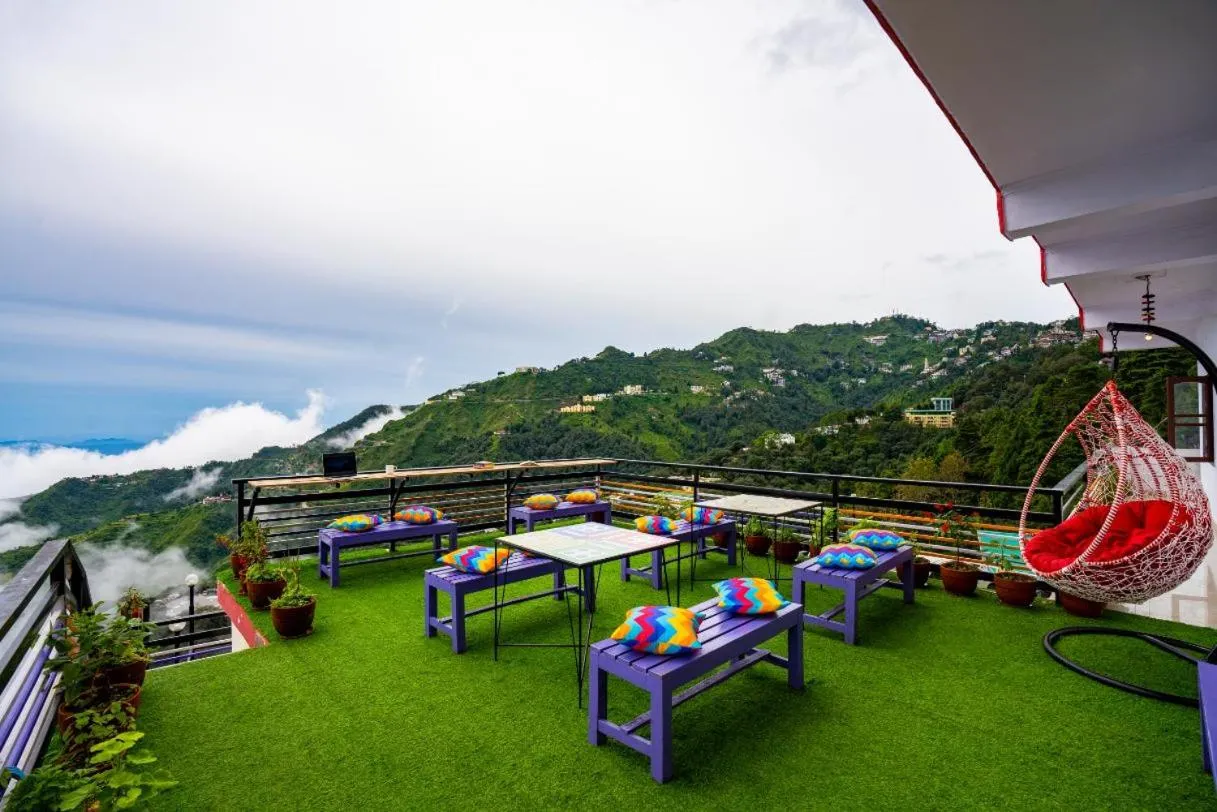 Seating area in goSTOPS Mussoorie, Library Road