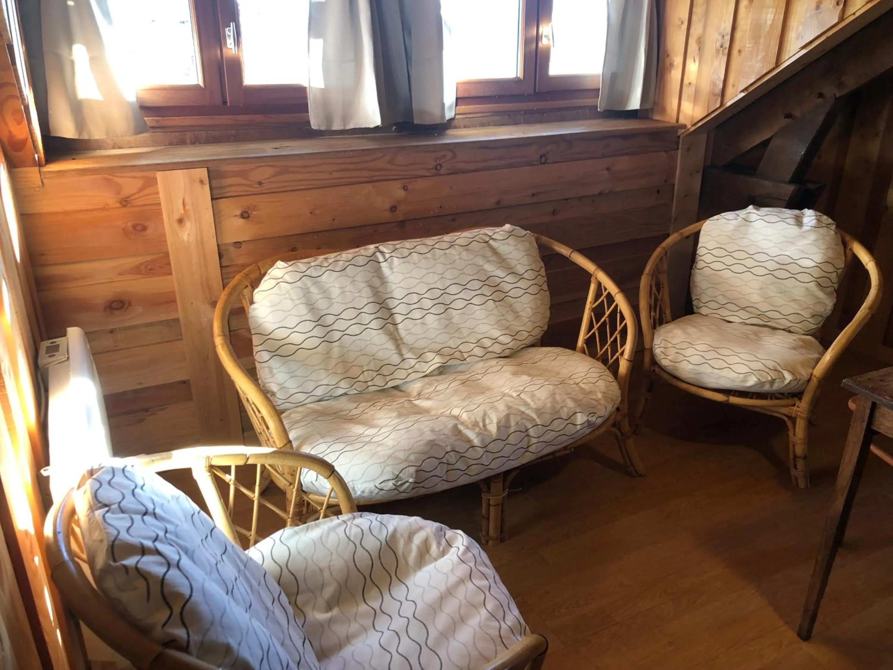 Seating area in Maison d'hôtes Ourdeaux et Gite Chez Rouchon