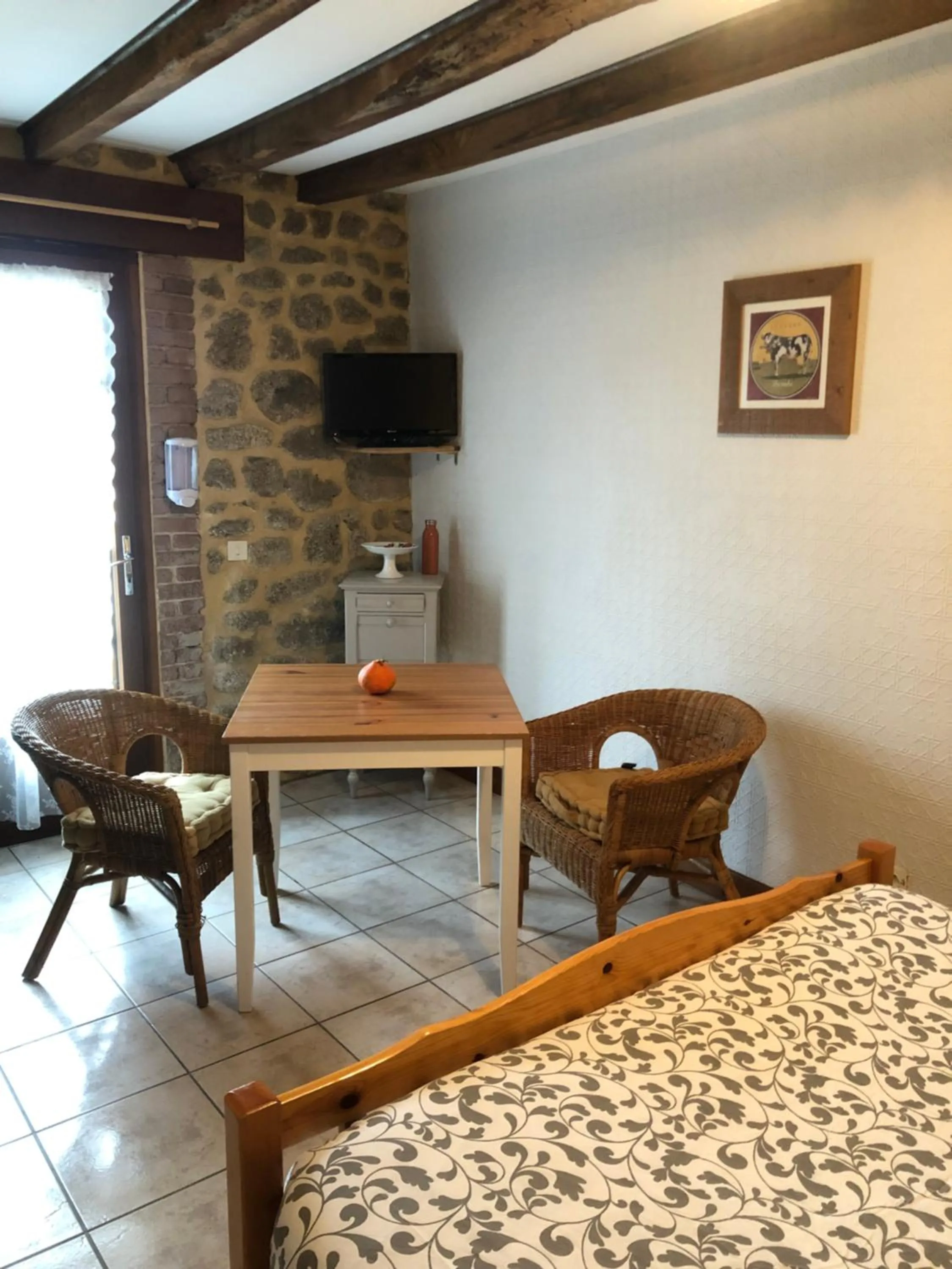 Photo of the whole room in Maison d'hôtes Ourdeaux et Gite Chez Rouchon