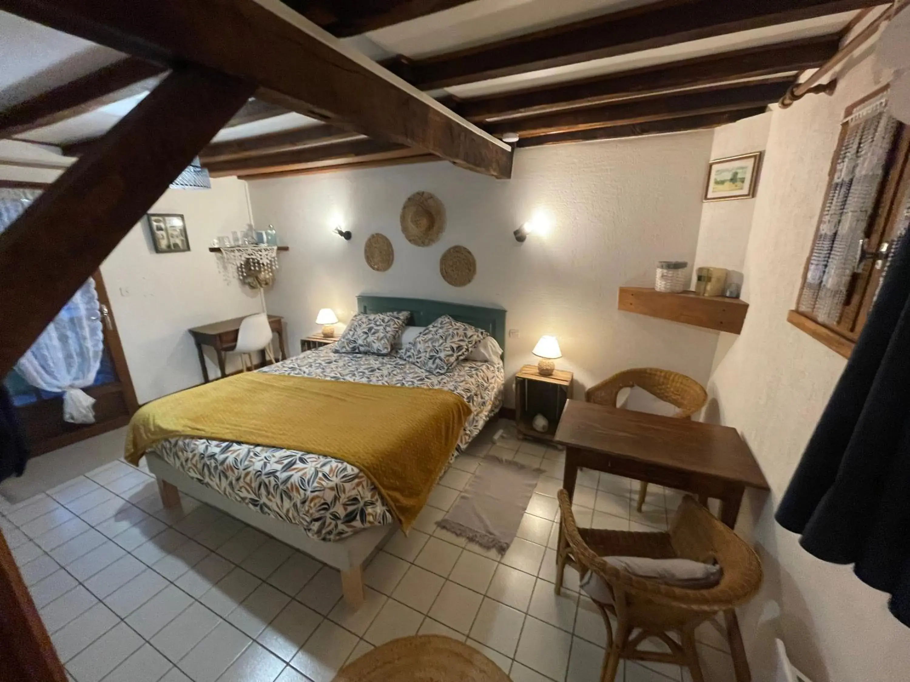 Double Room with Pool View - single occupancy in Maison d'hôtes Ourdeaux et Gite Chez Rouchon Double Room with Pool View - single occupancy in Maison d'hôtes Ourdeaux et Gite Chez Rouchon