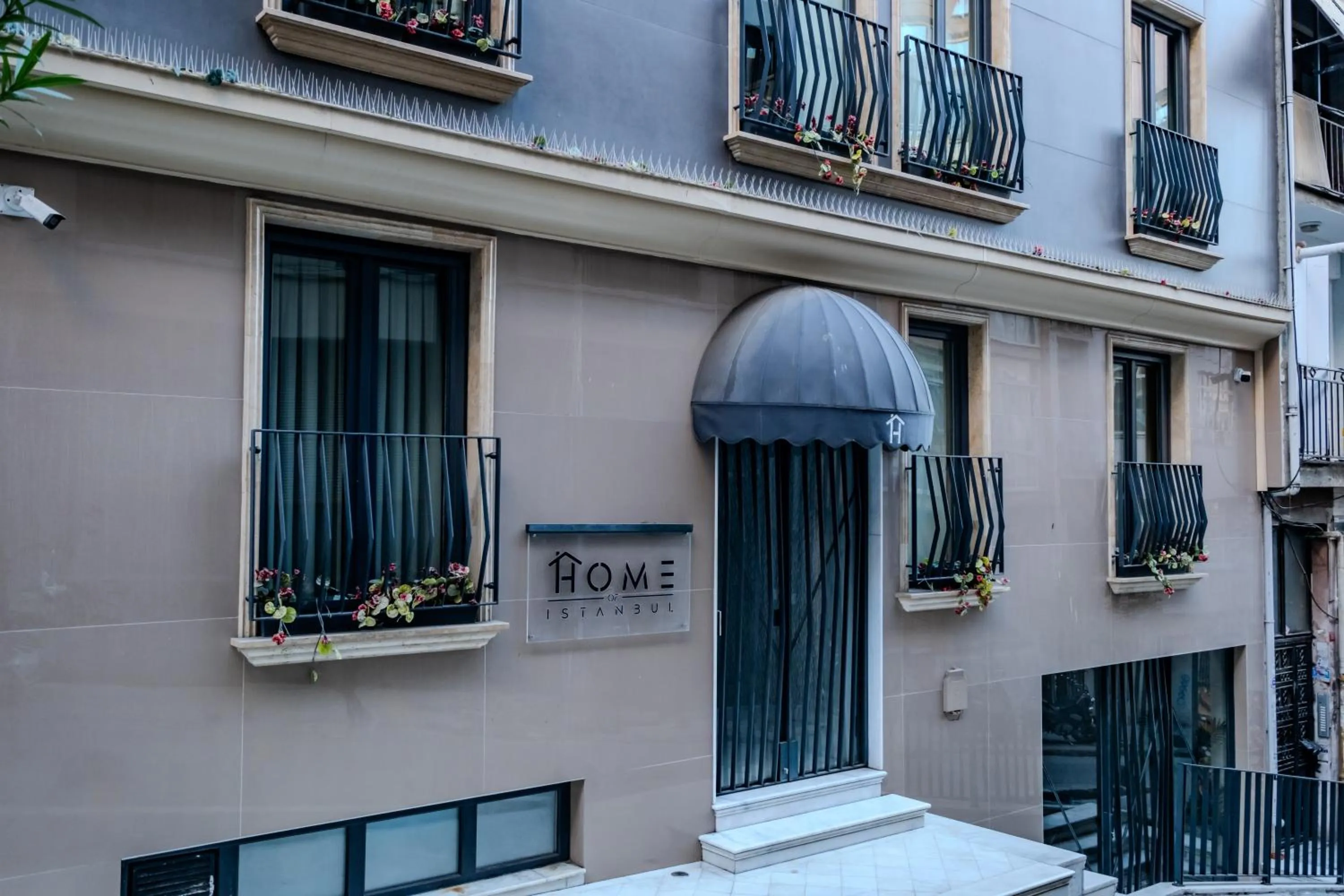 Property building in Home Of Istanbul