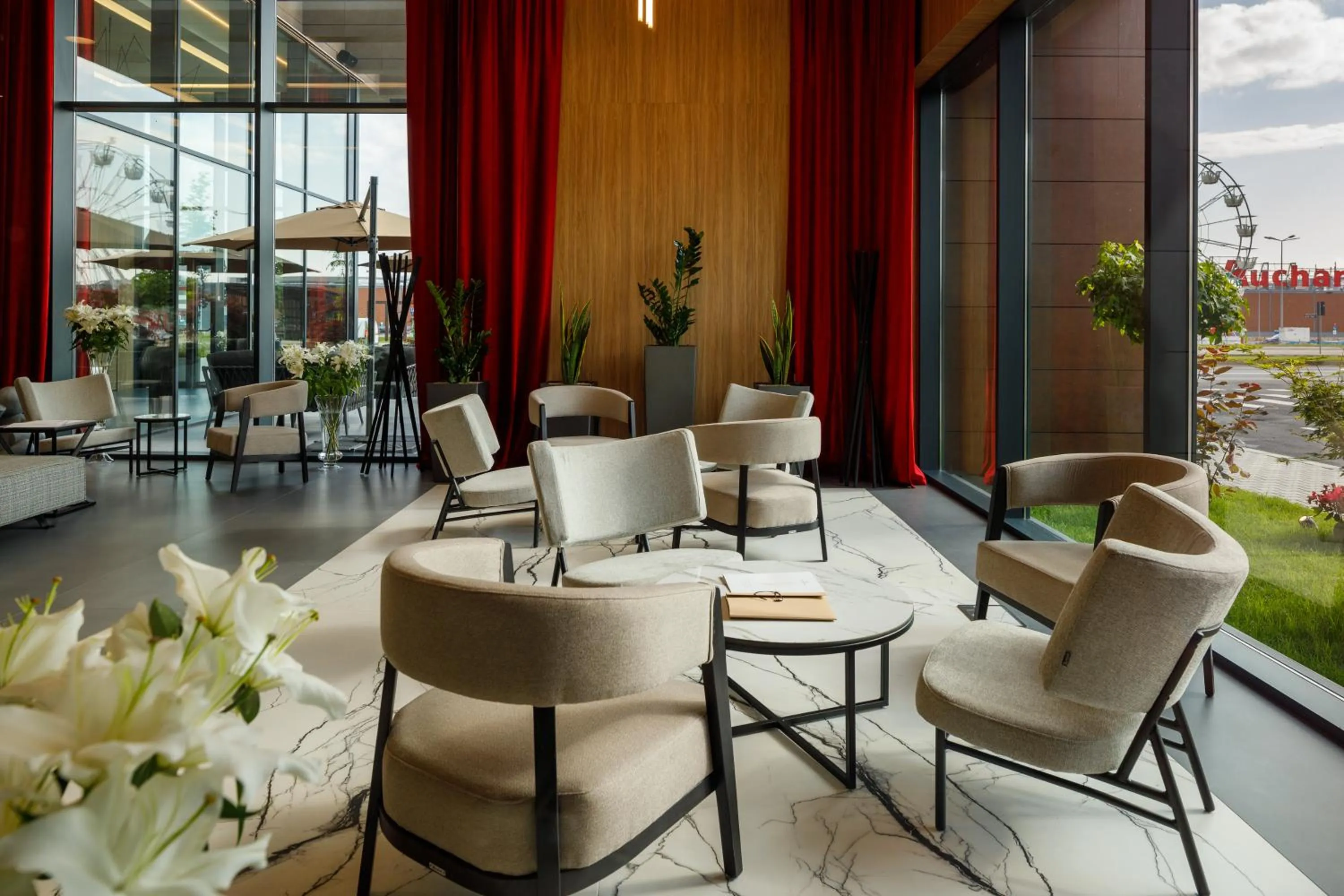 Lobby or reception in Qosmo Brasov Hotel