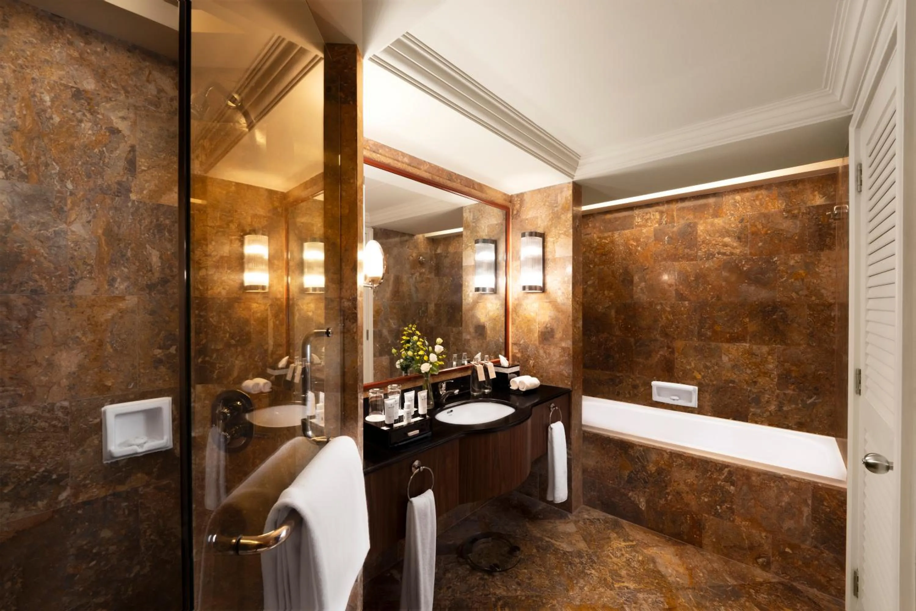 Bathroom in Pan Pacific Hanoi