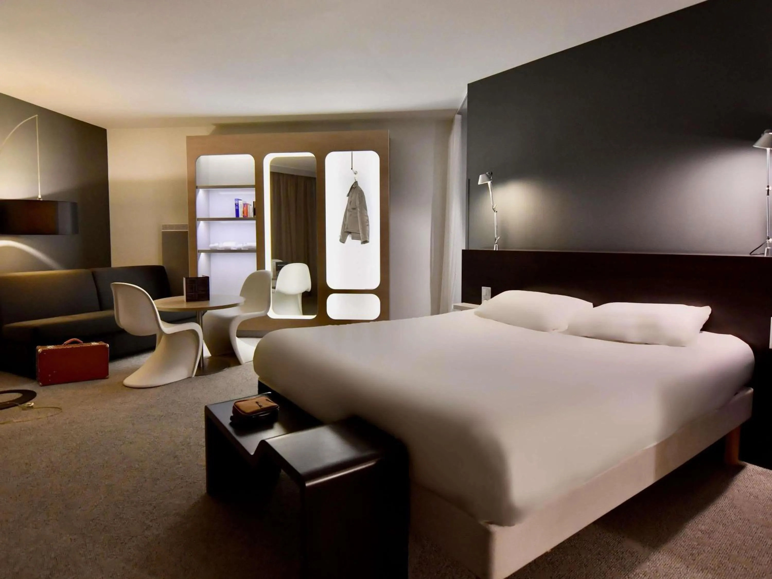 Bedroom, Bed in ibis Styles Brest Centre Port