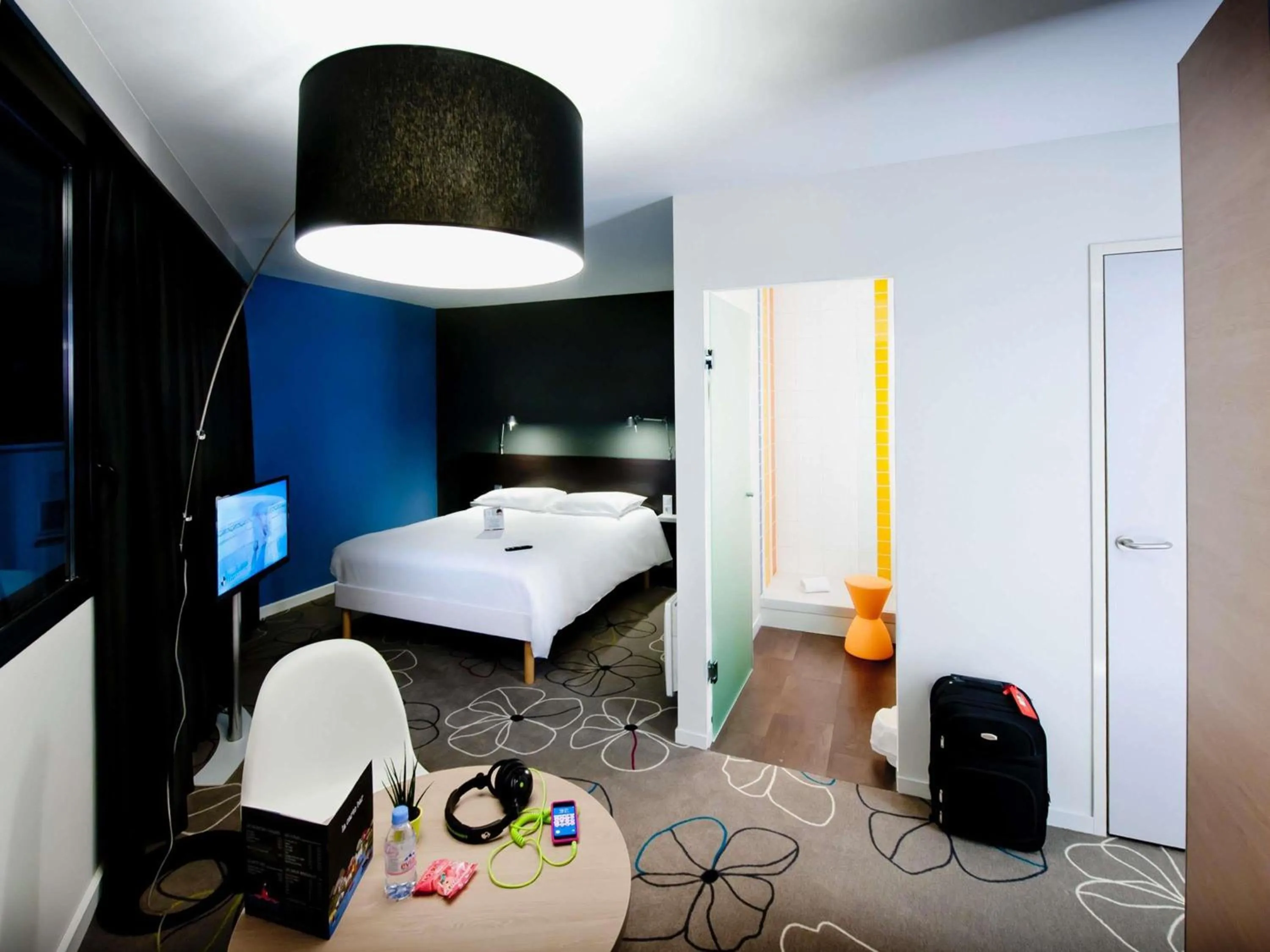 Bedroom, Bed in ibis Styles Brest Centre Port