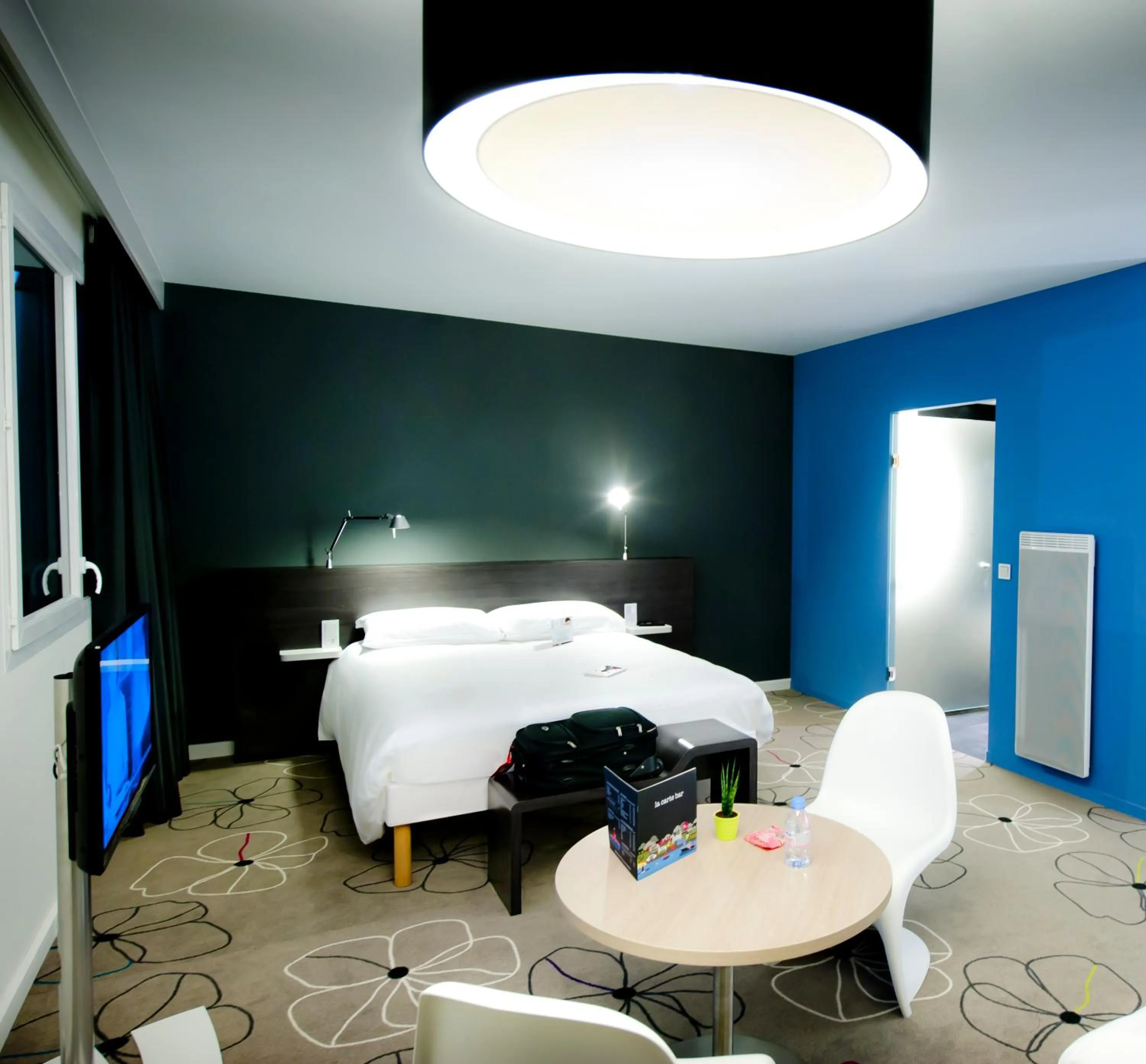 Bedroom, Bed in ibis Styles Brest Centre Port