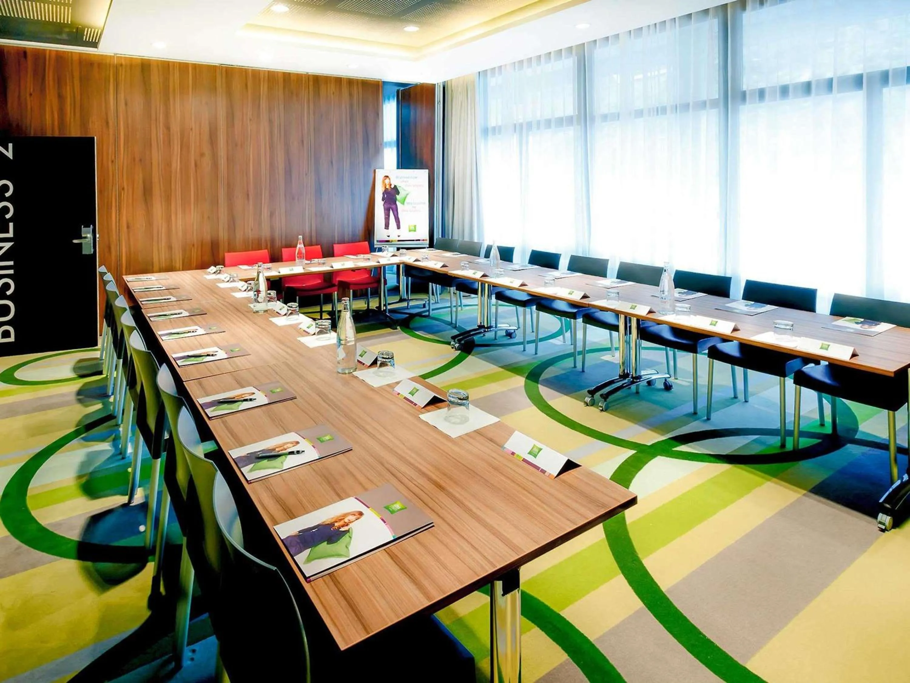 Meeting/conference room in ibis Styles Brest Centre Port