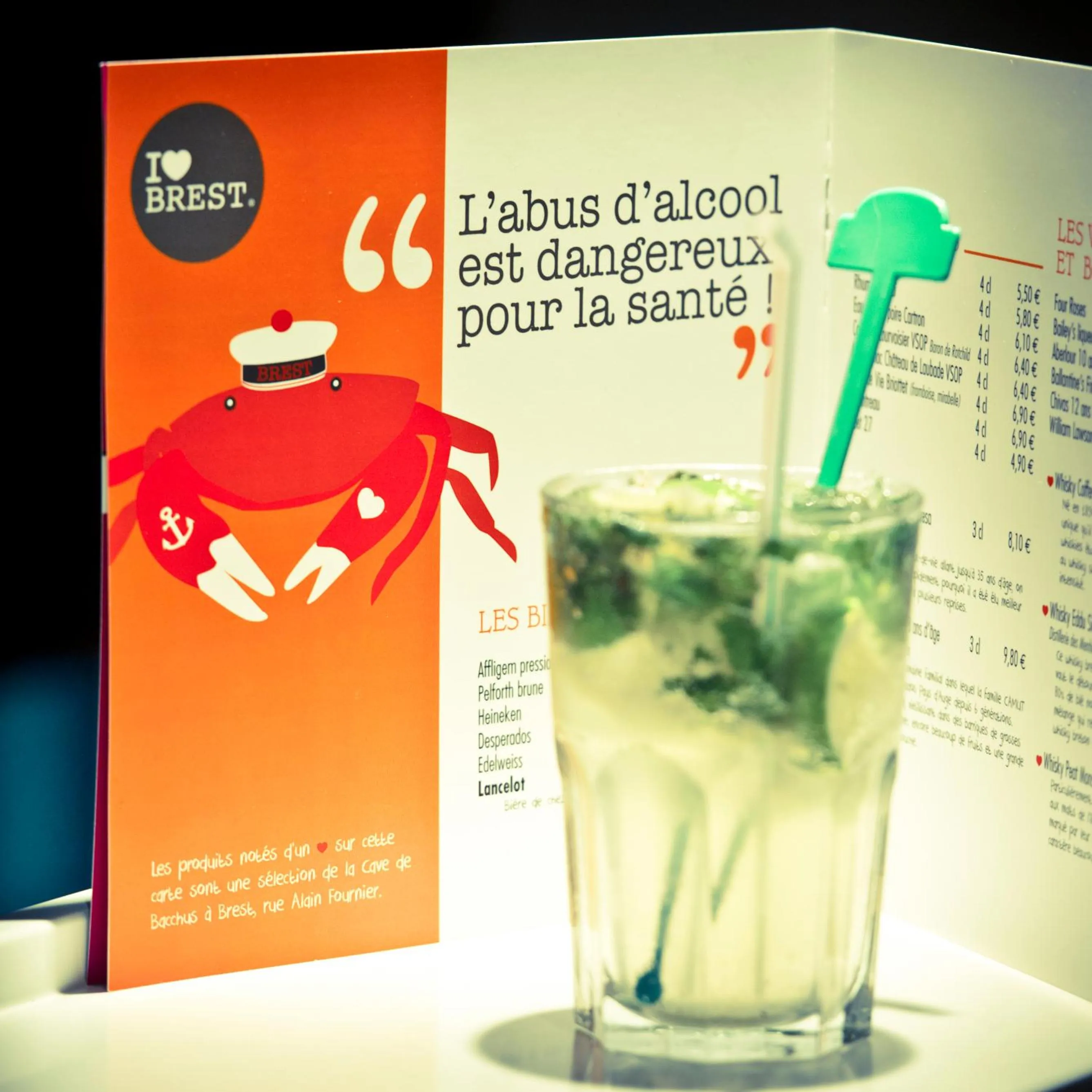 Lounge or bar in ibis Styles Brest Centre Port