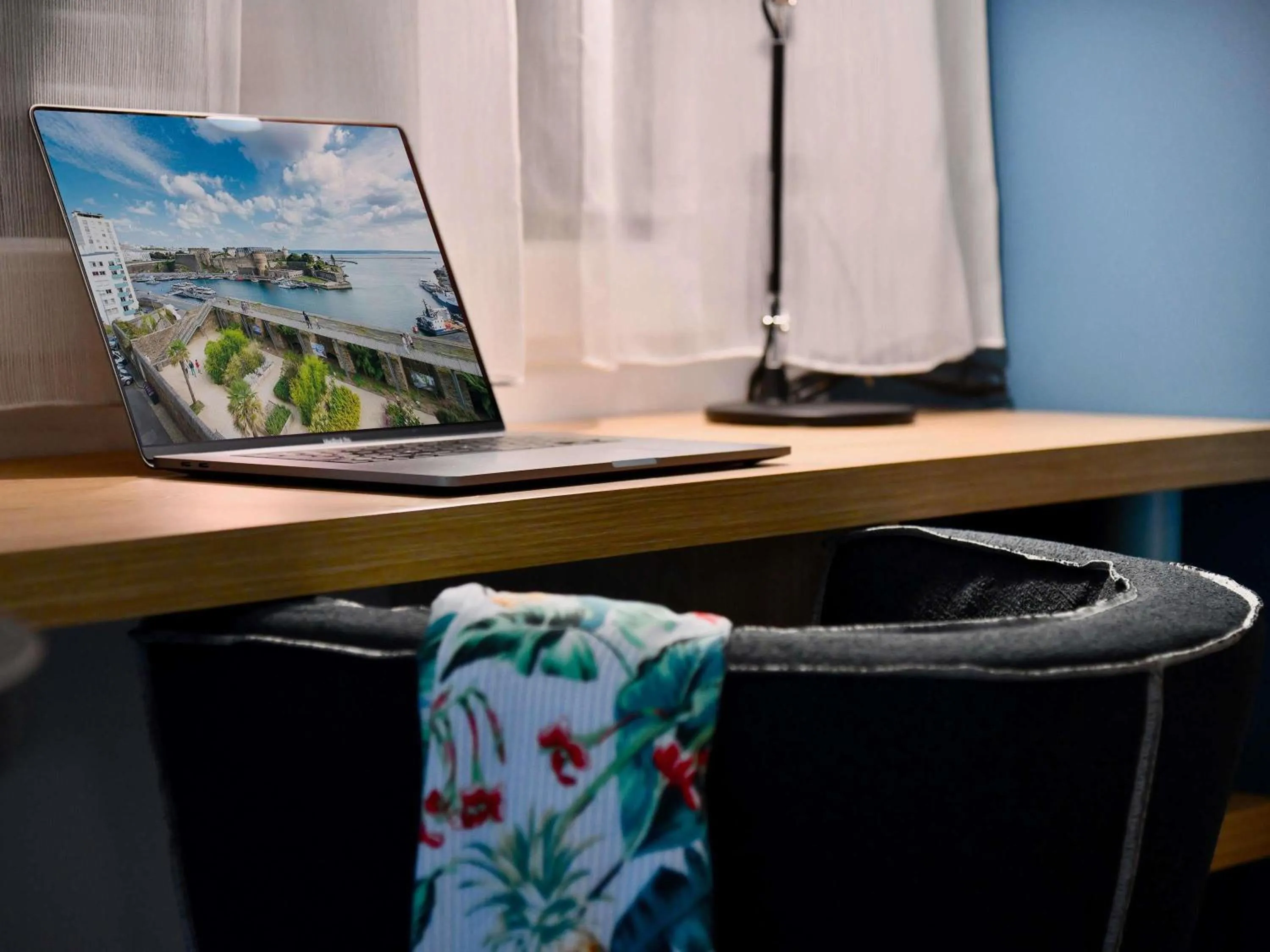 Bedroom in ibis Styles Brest Centre Port