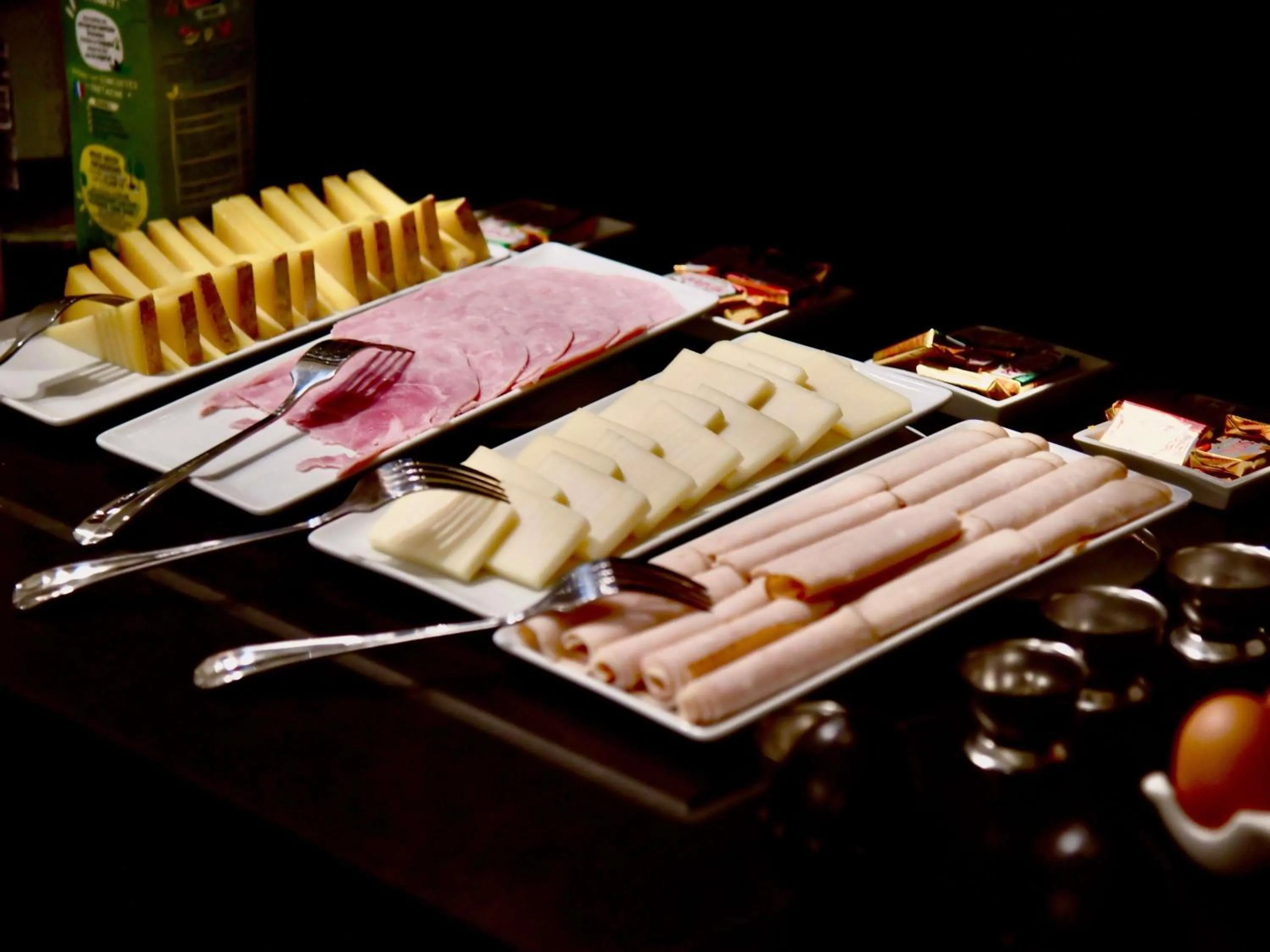 Breakfast in ibis budget Brest Centre Port