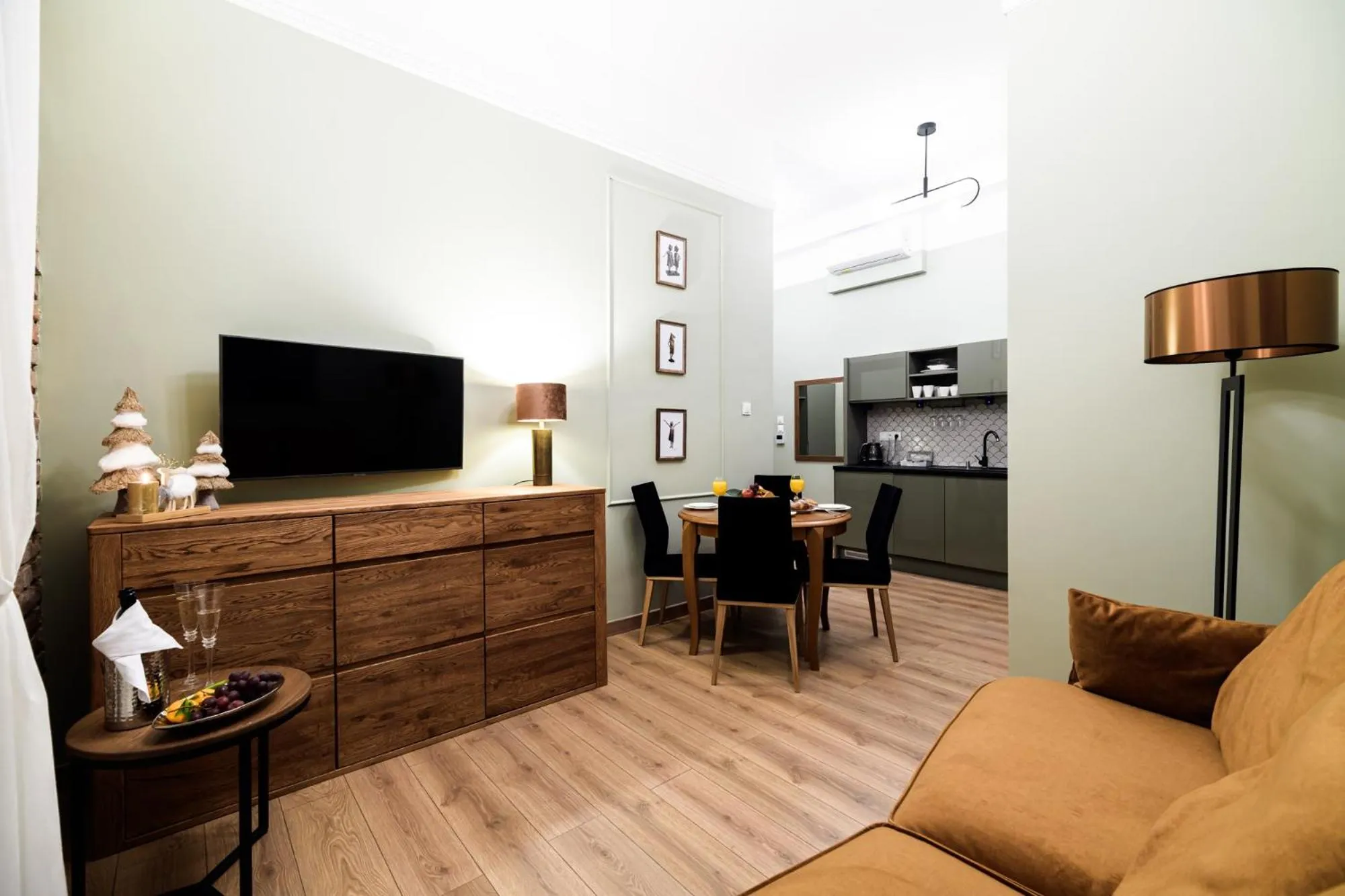 Living room in Apart Residence Ariańska 16 by NEARTO PL