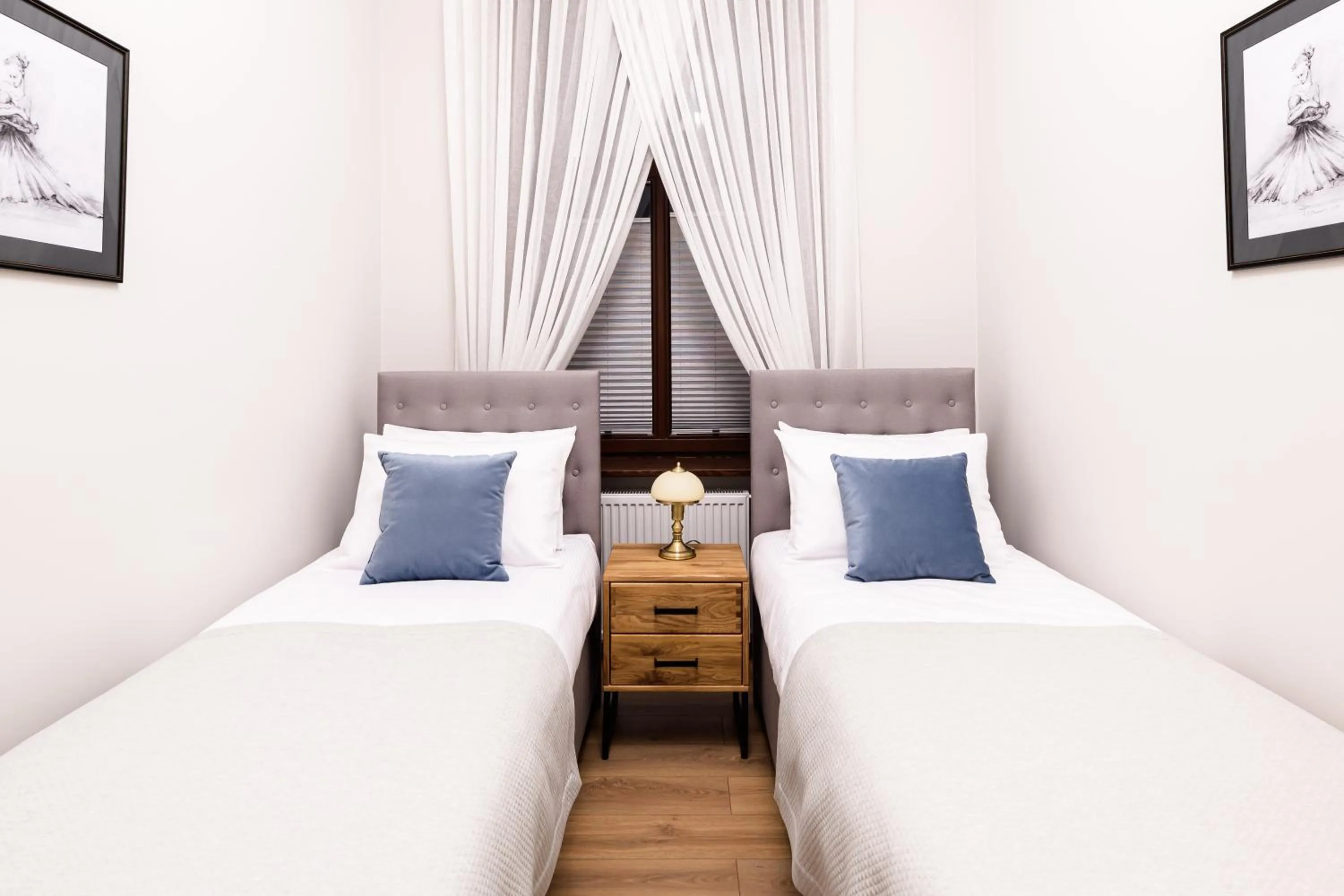 Bed in Apart Residence Ariańska 16 by NEARTO PL