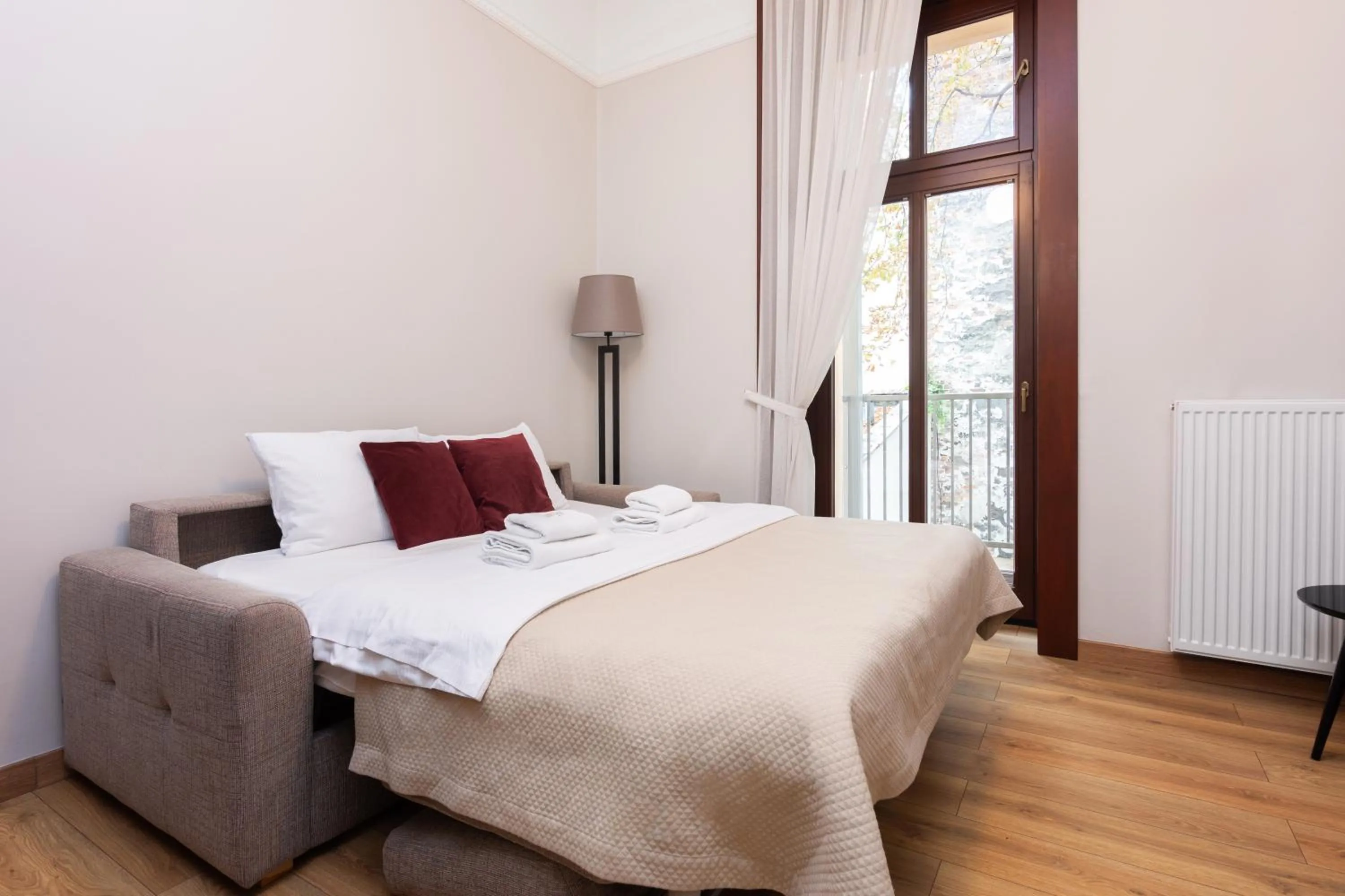 Bed in Apart Residence Ariańska 16 by NEARTO PL