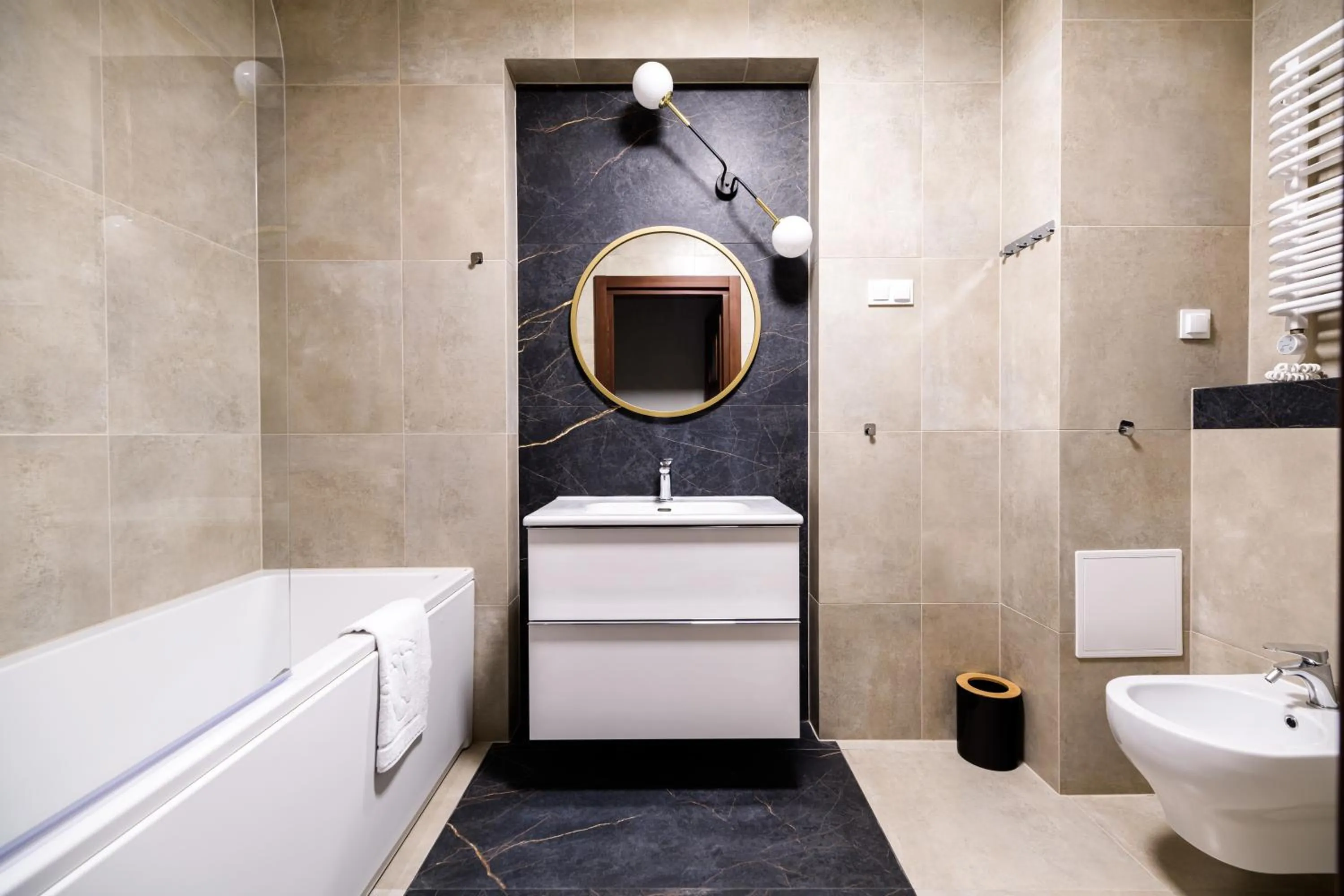 Bathroom in Apart Residence Ariańska 16 by NEARTO PL