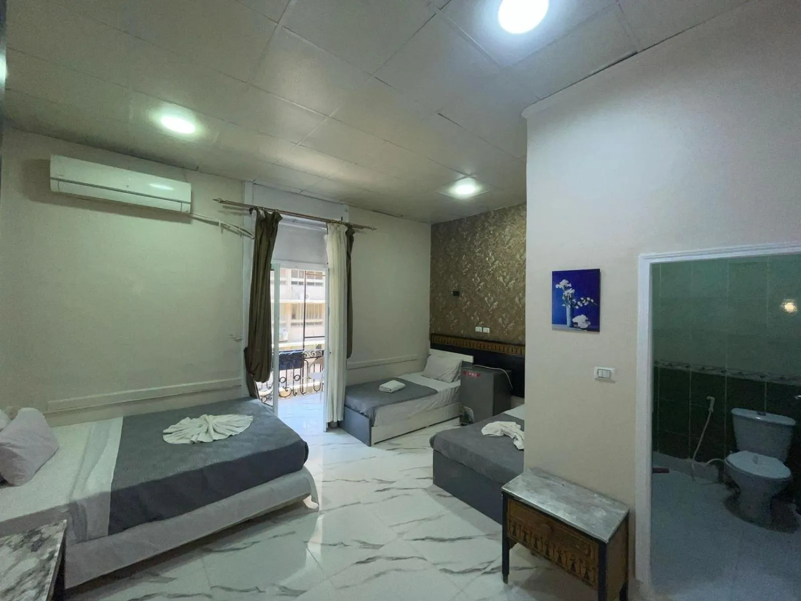 Photo of the whole room, Bed in One Season Cairo