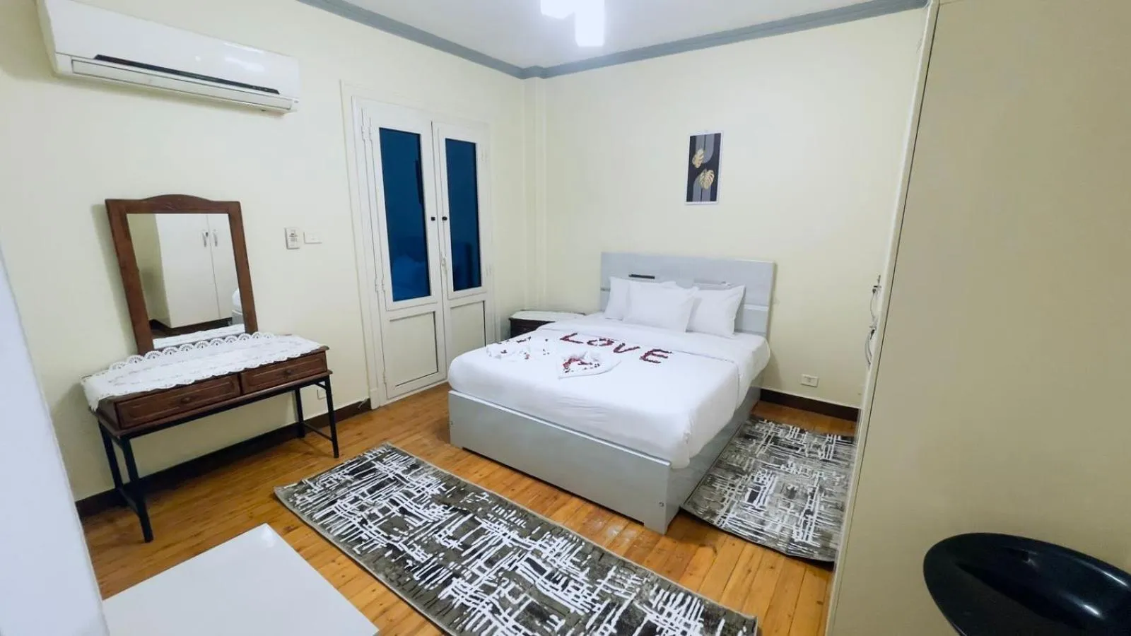 Bed in One Season Cairo