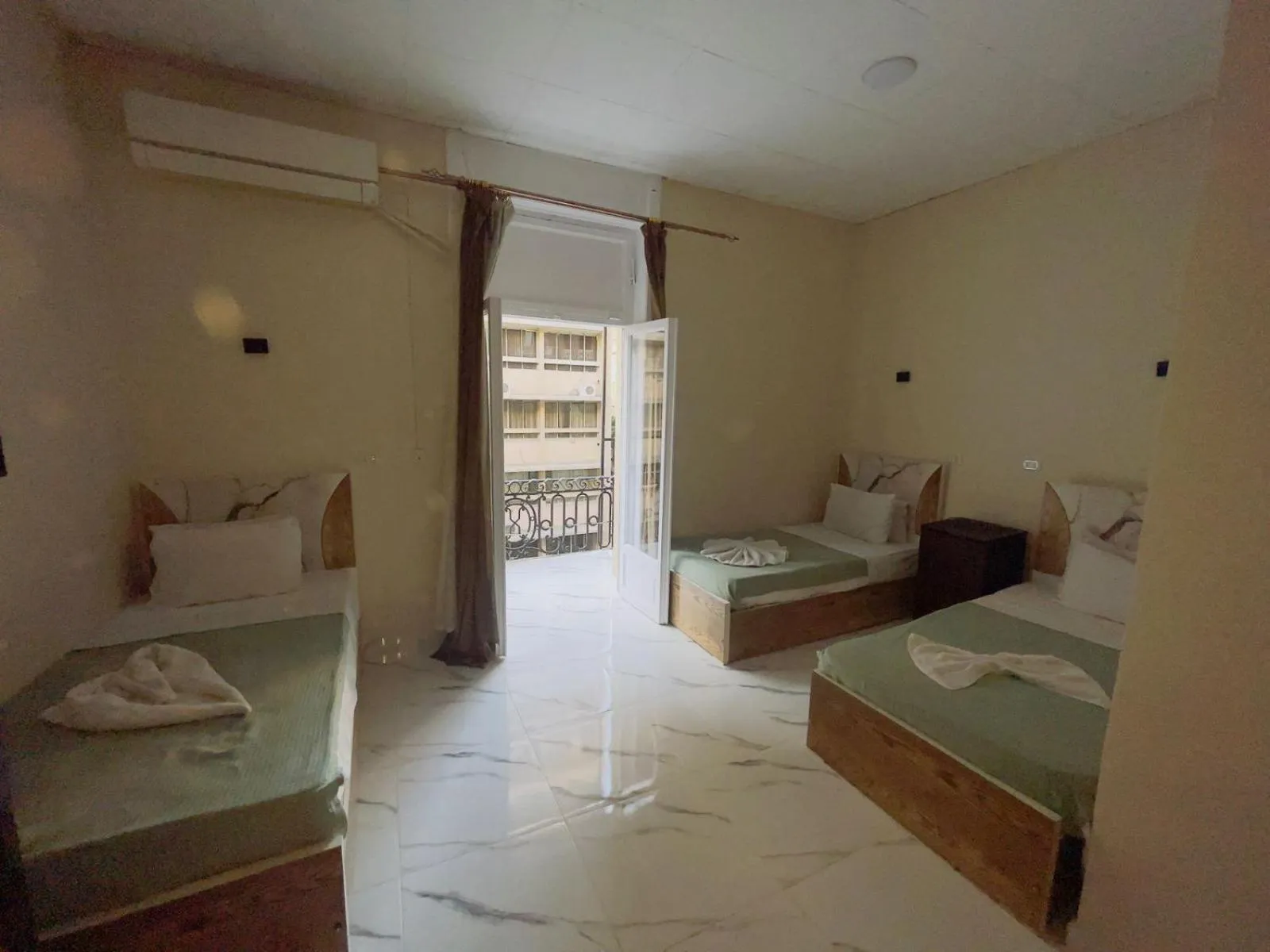 Bed in One Season Cairo