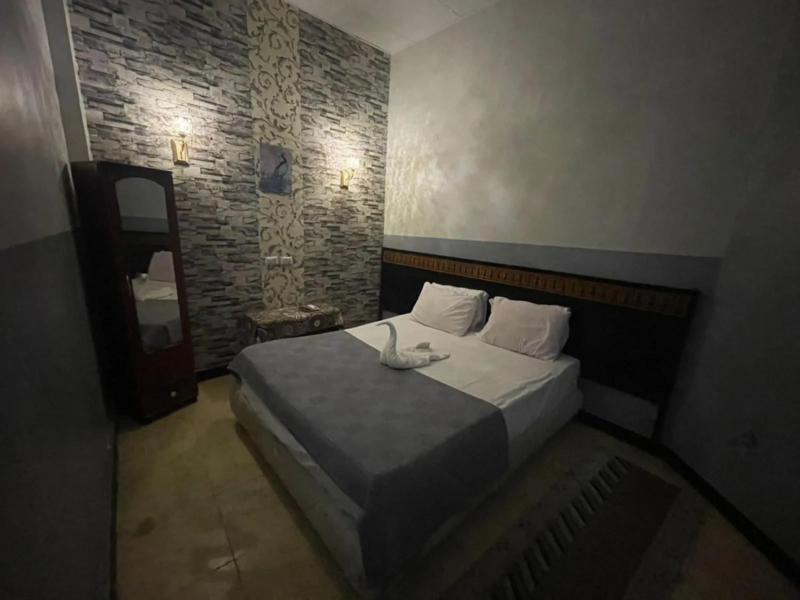 Double Room with Shared Bathroom in One Season Cairo