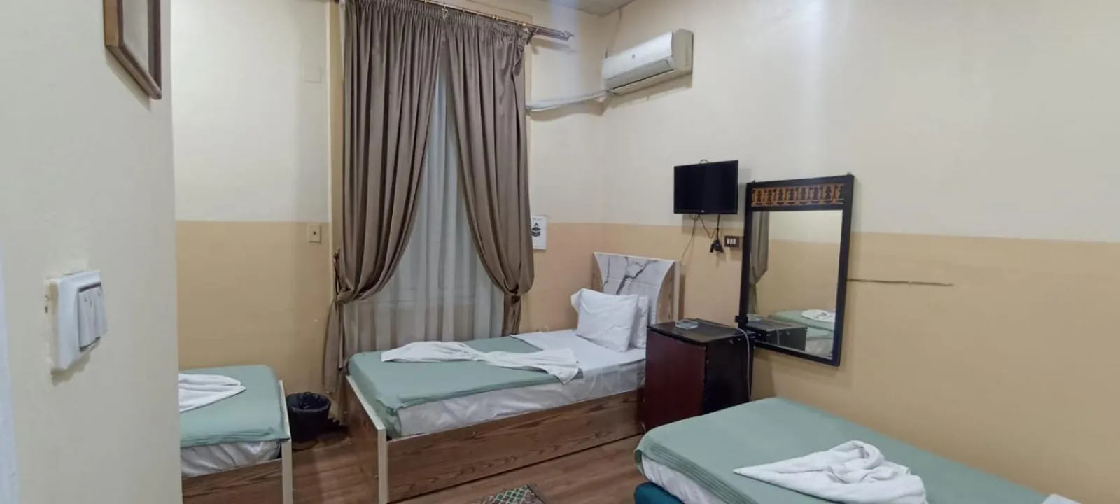 Bed in One Season Cairo