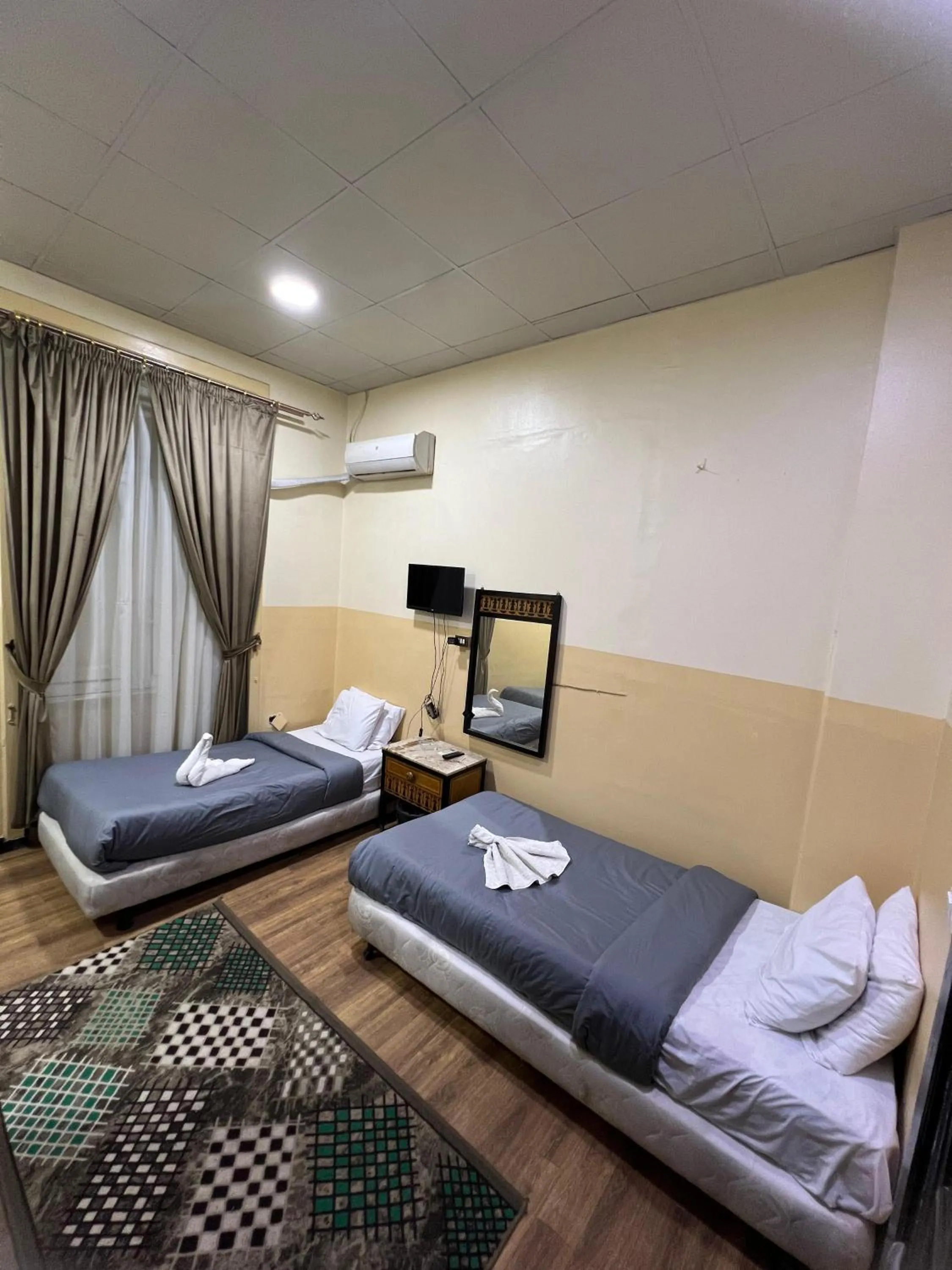 Bed in One Season Cairo