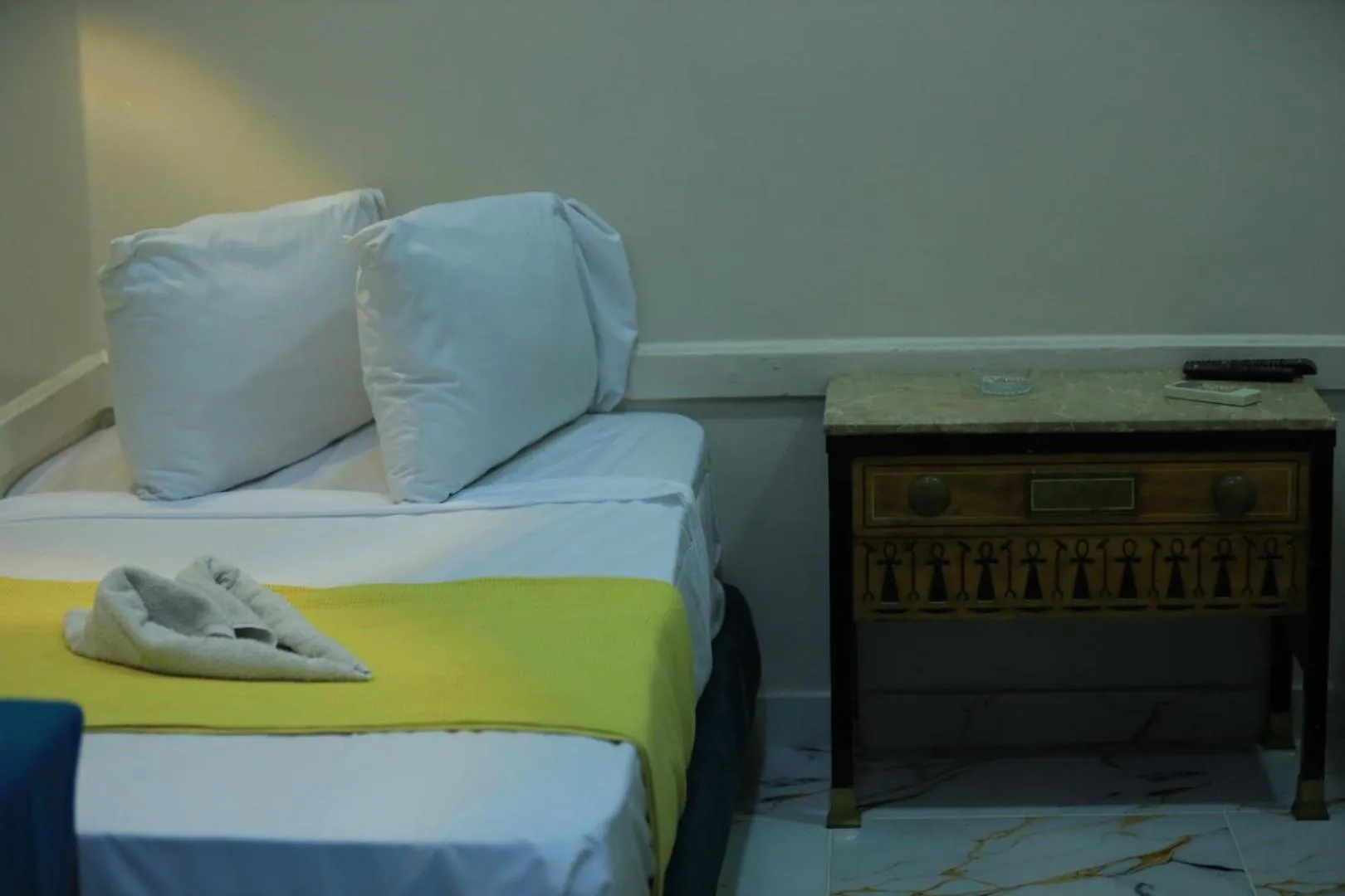 Bed in One Season Cairo