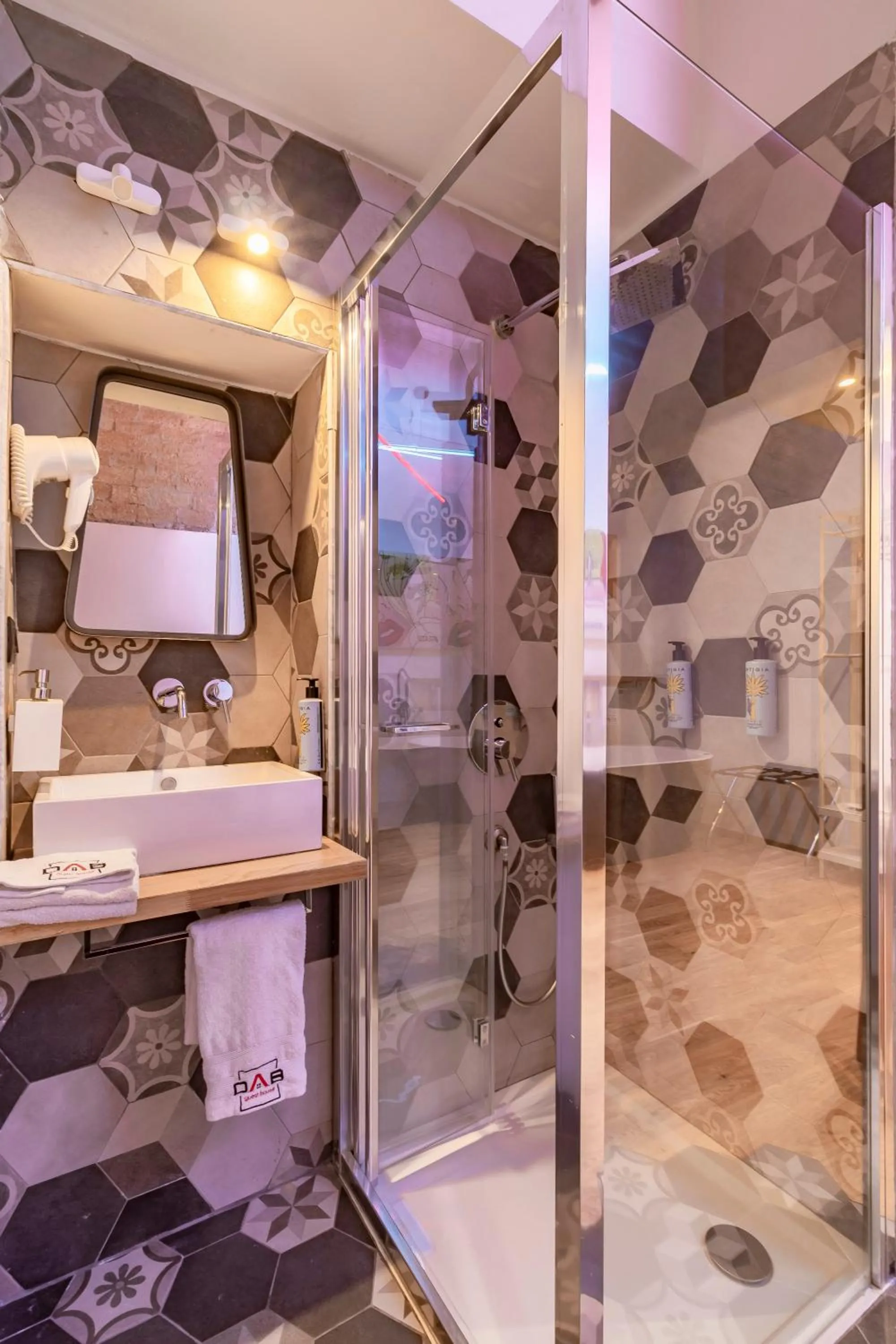 Bathroom in Superdab