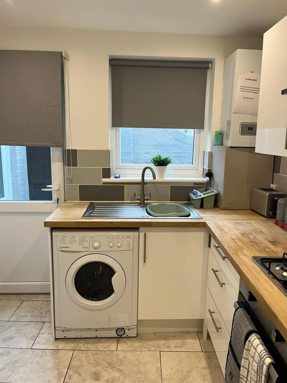kitchen in City Beach AirBnB Southend on Sea,
