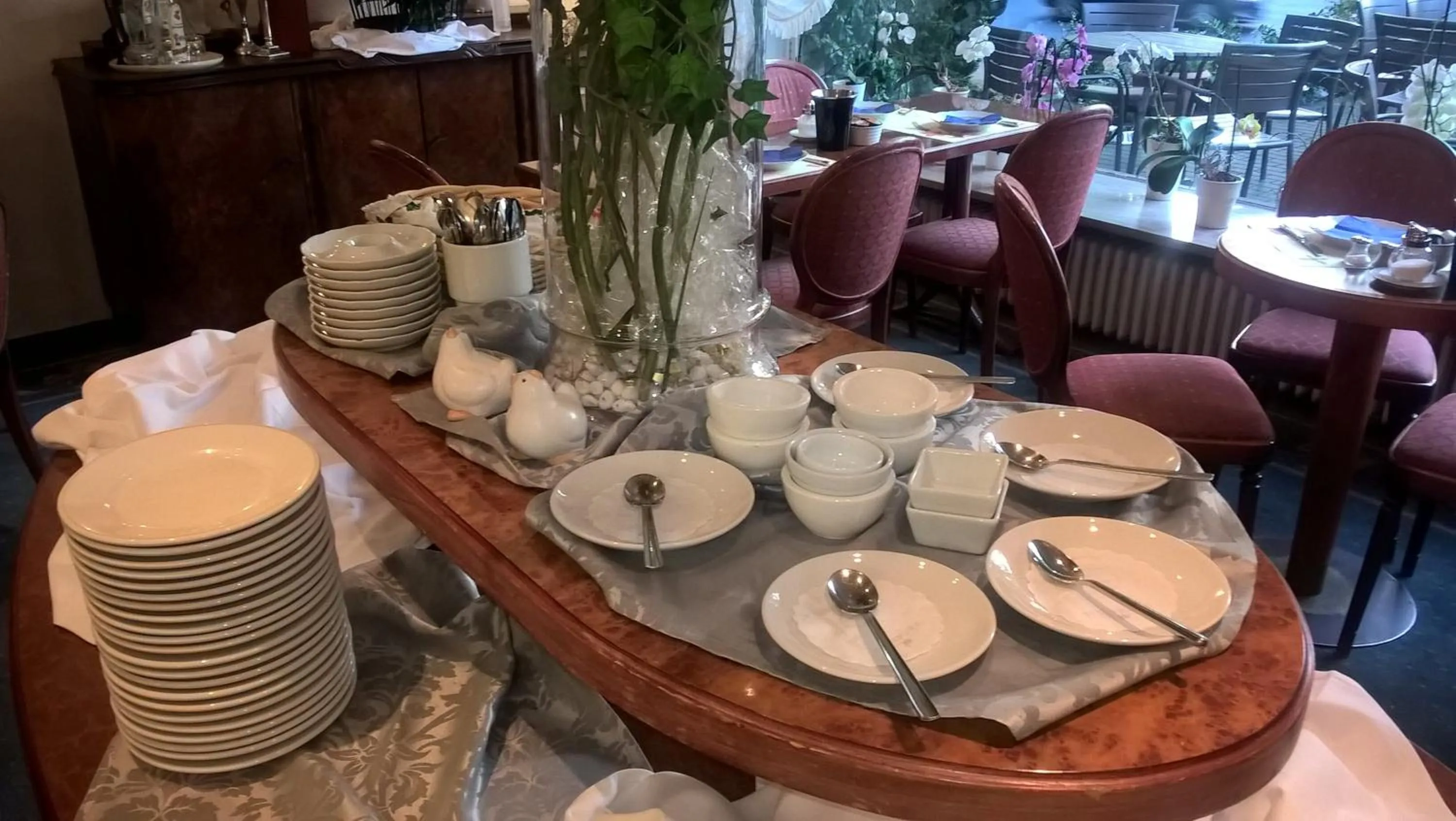 Restaurant/places to eat in Condi Hotel