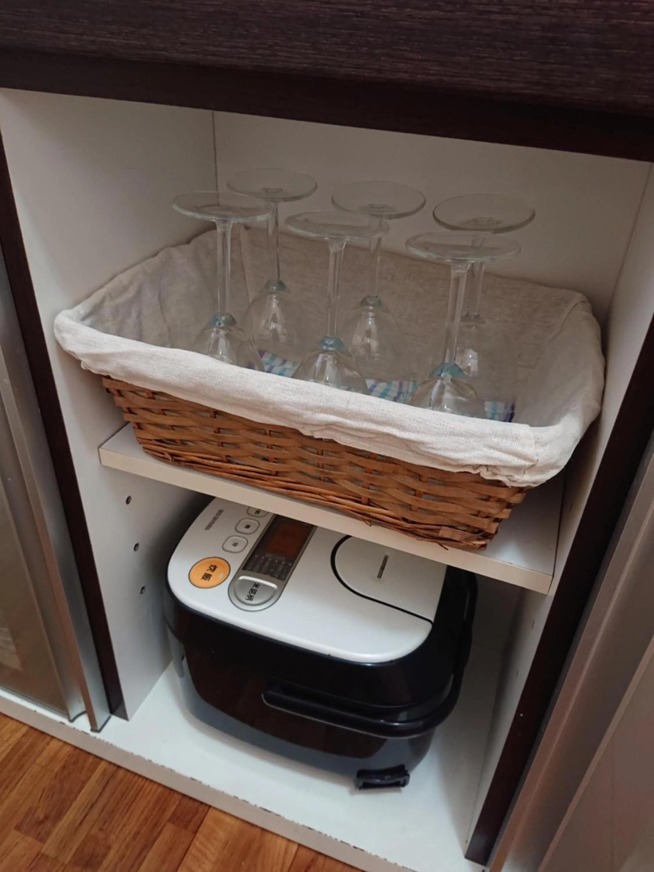 Kitchen or kitchenette in Maribu Beach House