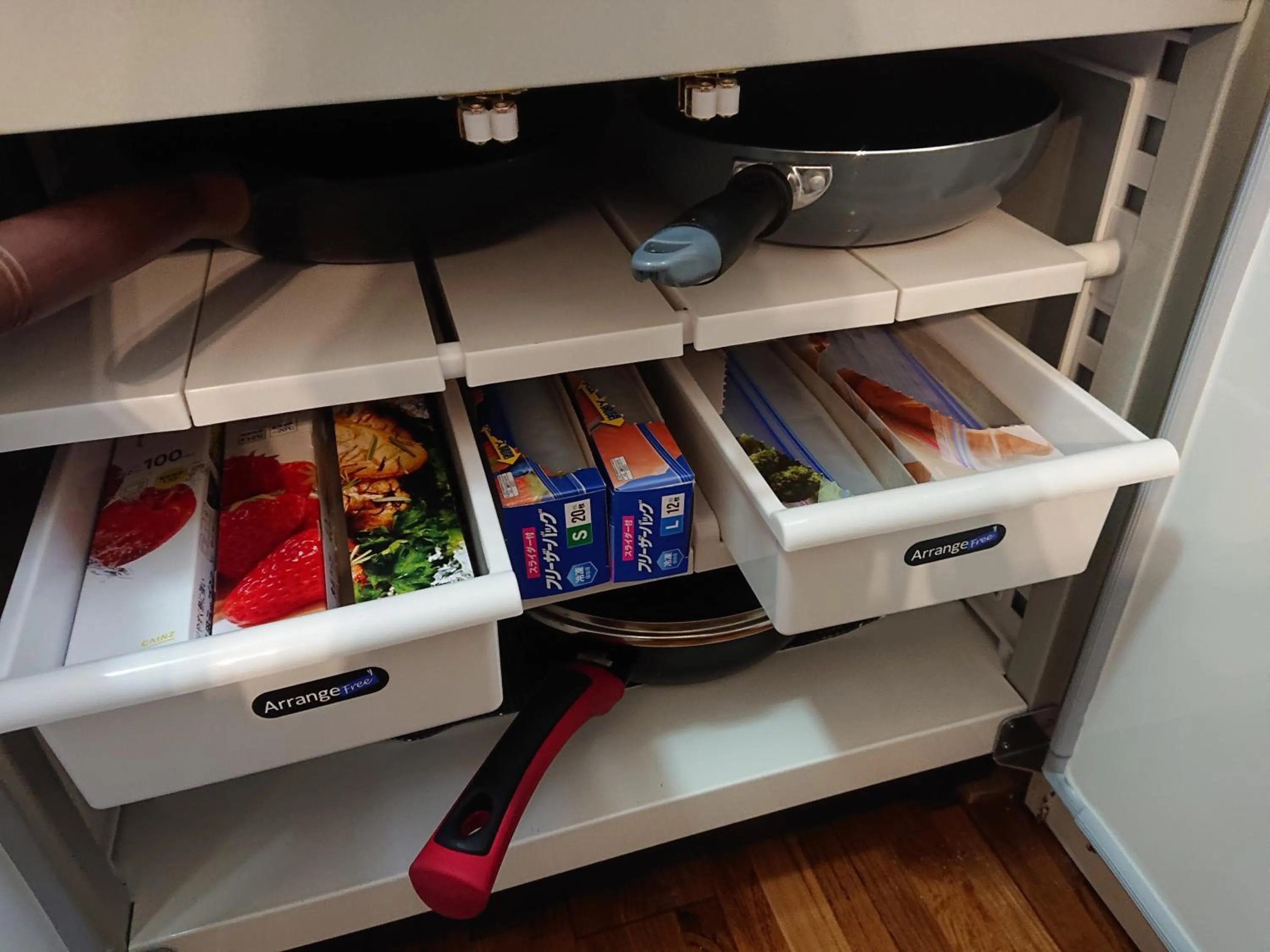 Kitchen or kitchenette in Maribu Beach House