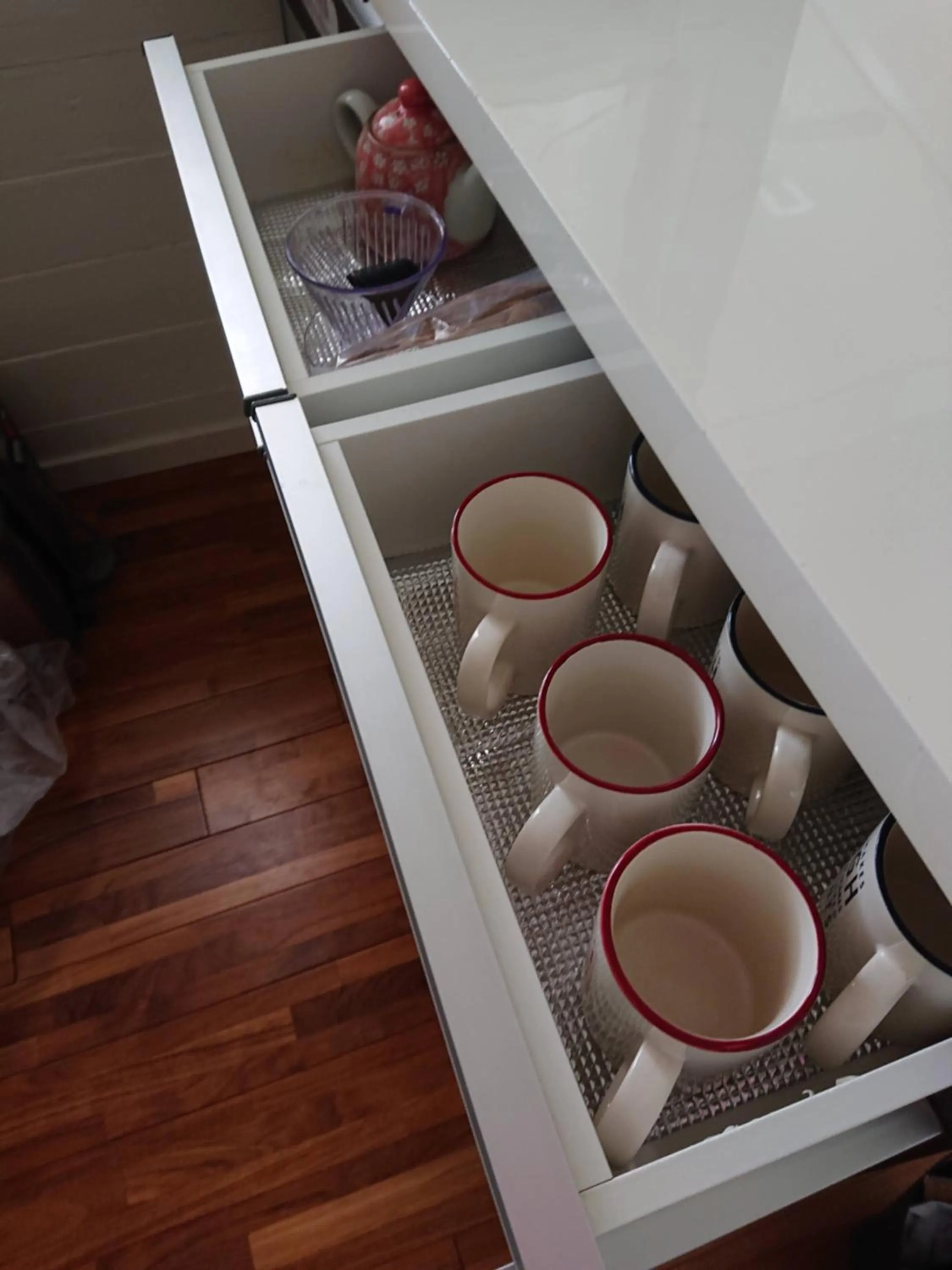 Kitchen or kitchenette in Maribu Beach House