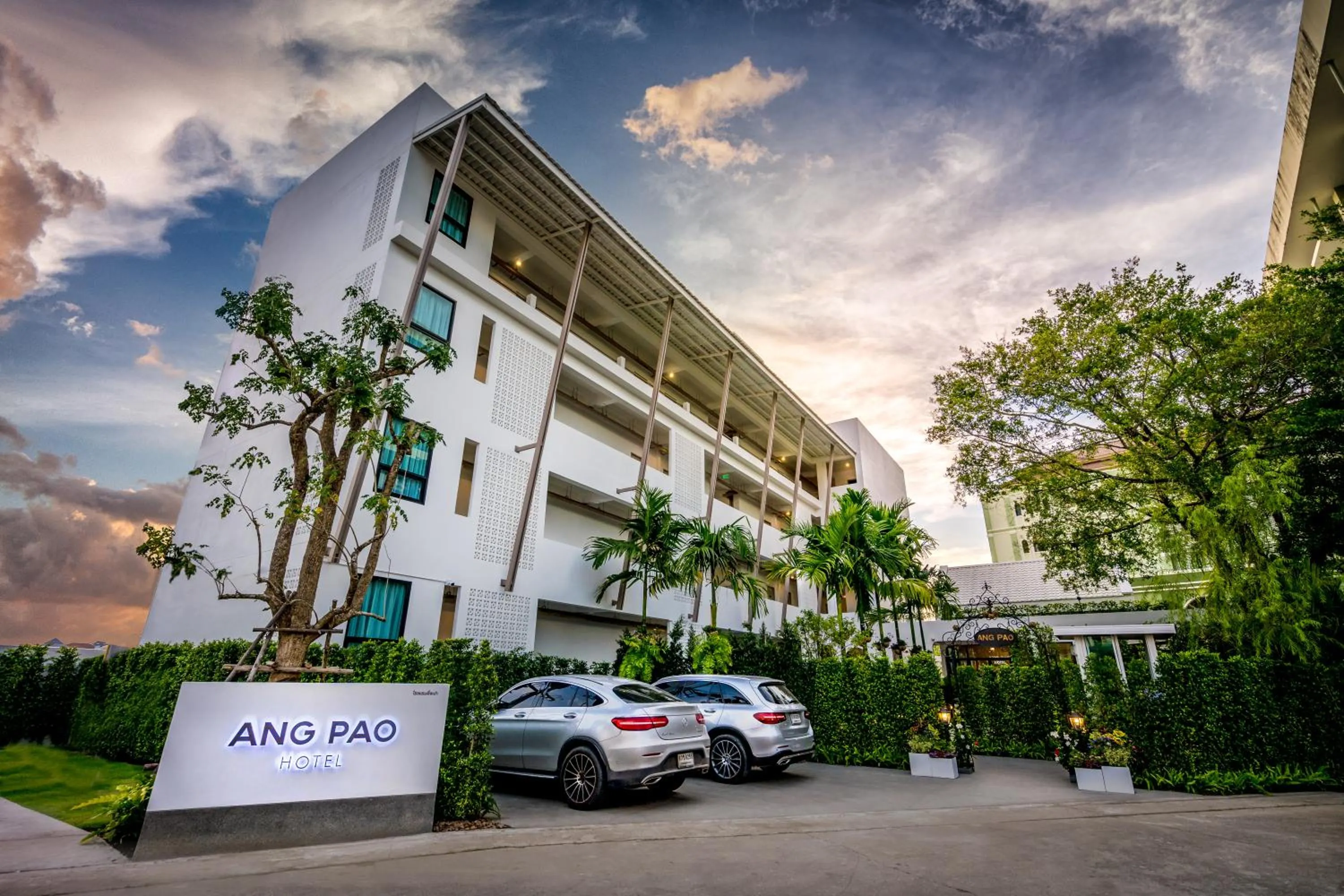 Property building in Ang Pao Hotel Phuket
