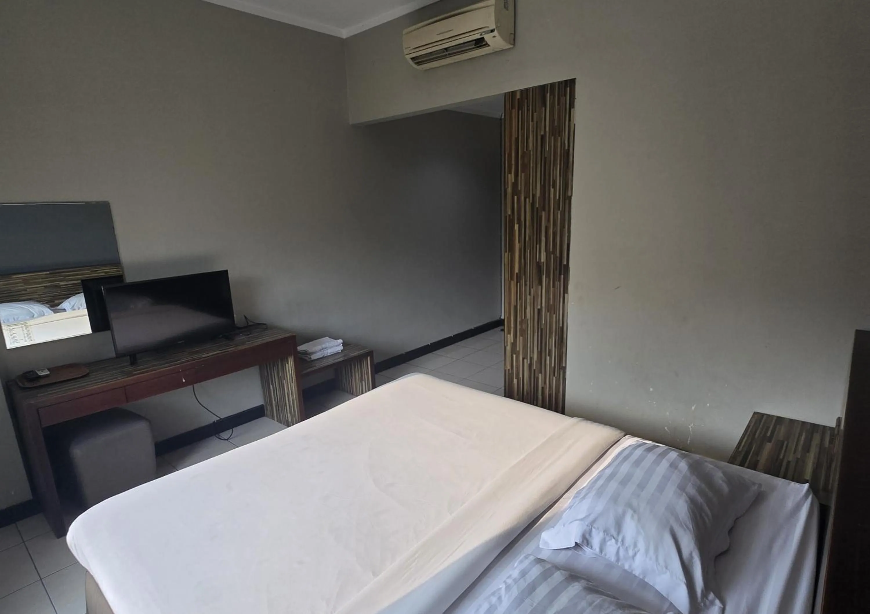 Bed in N2 Hotel Gunung Sahari