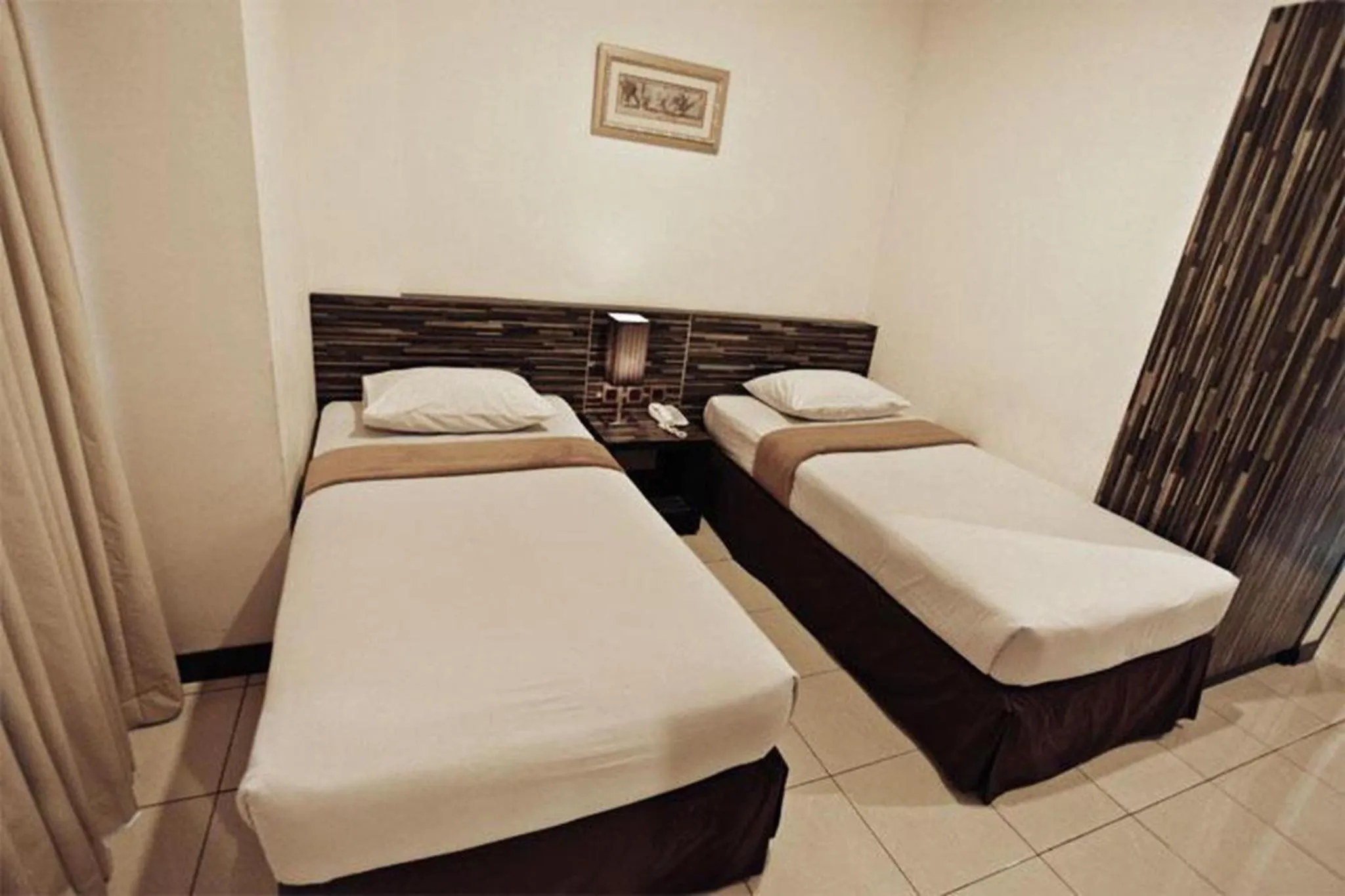 Bed in N2 Hotel Gunung Sahari